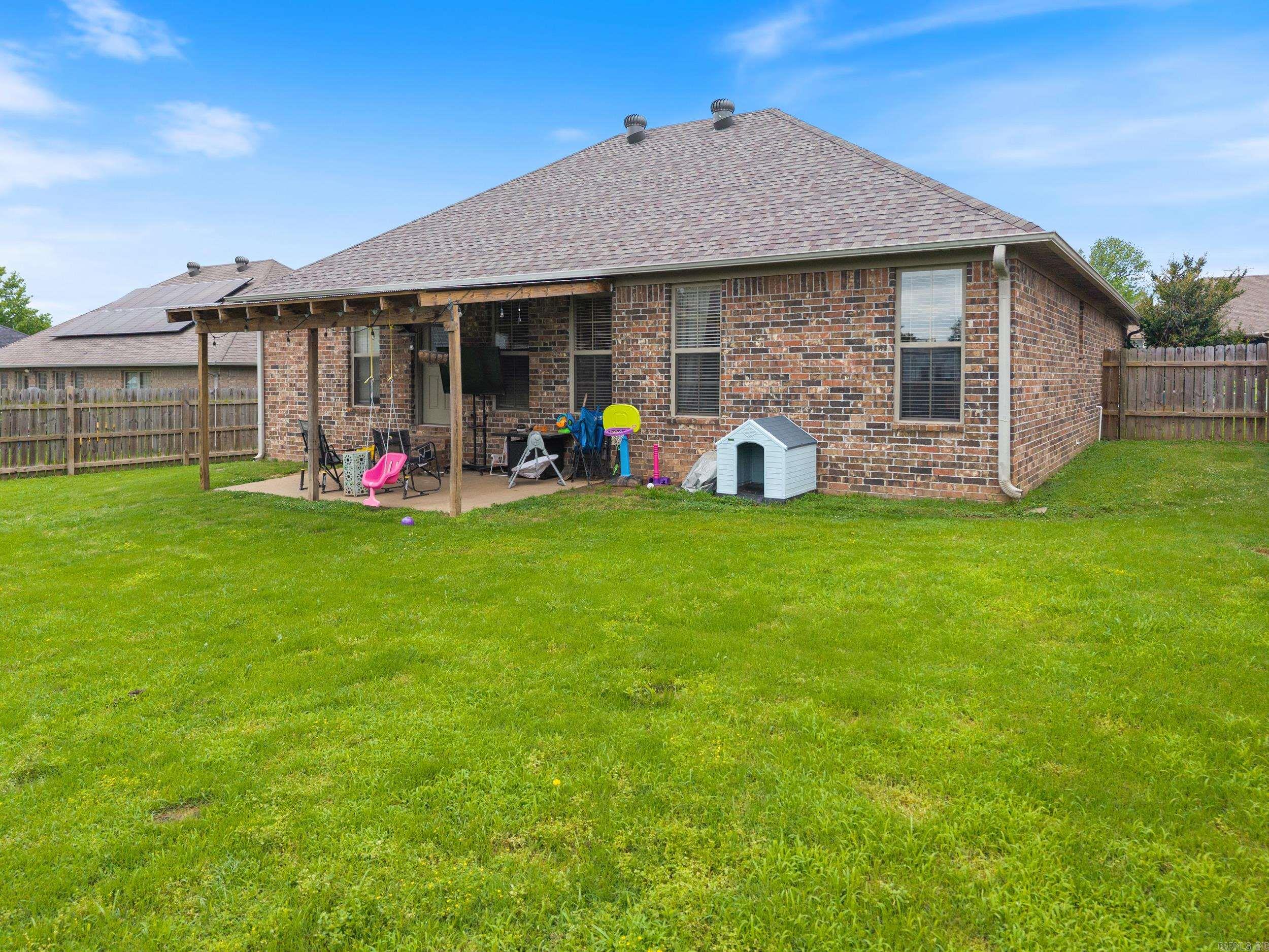 ALLI'S PLACE - Residential