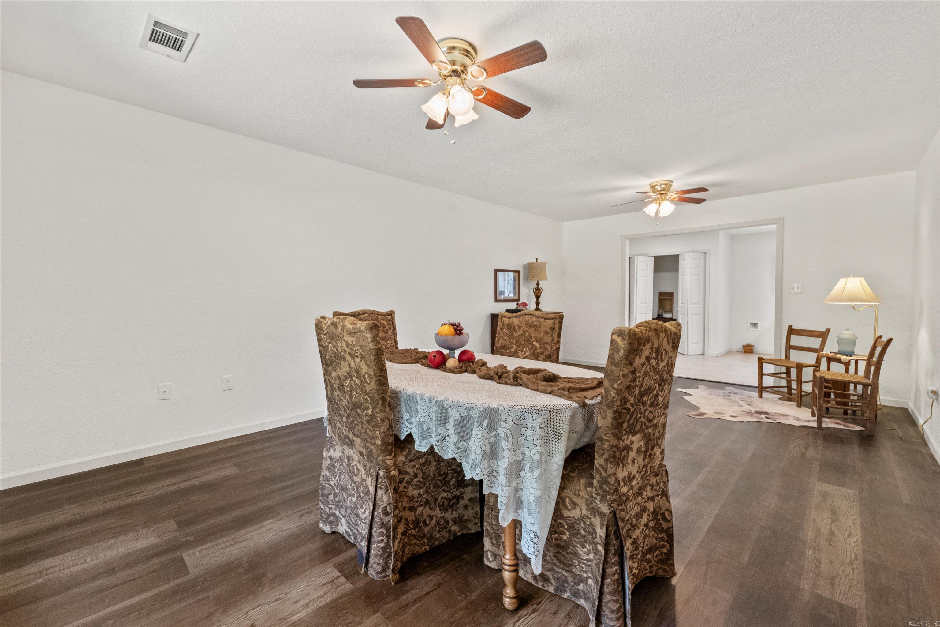 SILVER OAKS - Residential