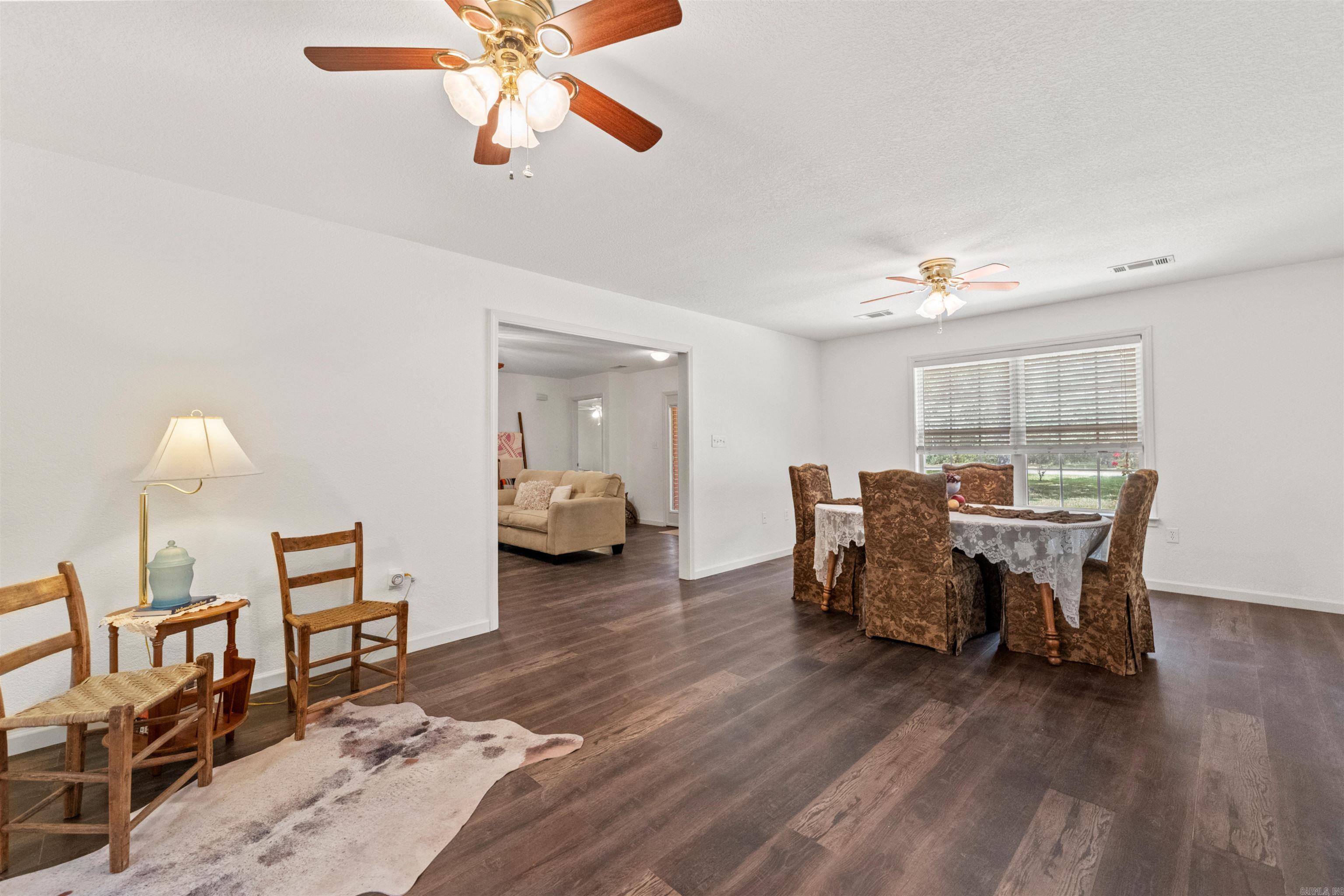 SILVER OAKS - Residential