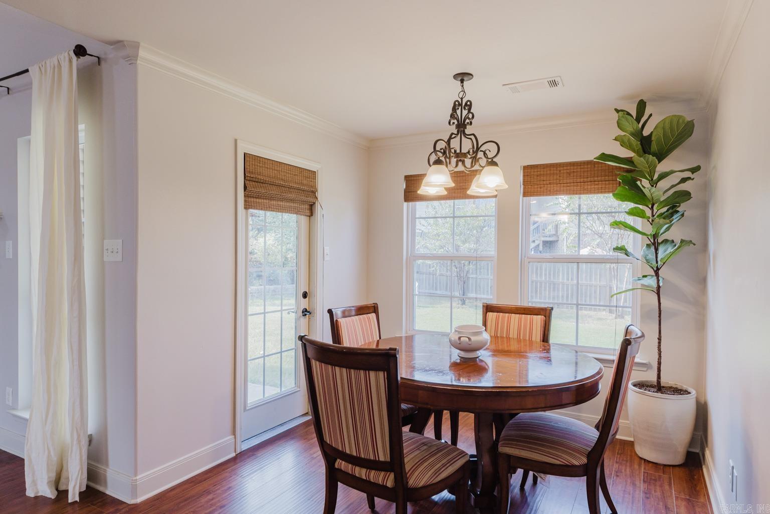 OAK GLENN - Residential