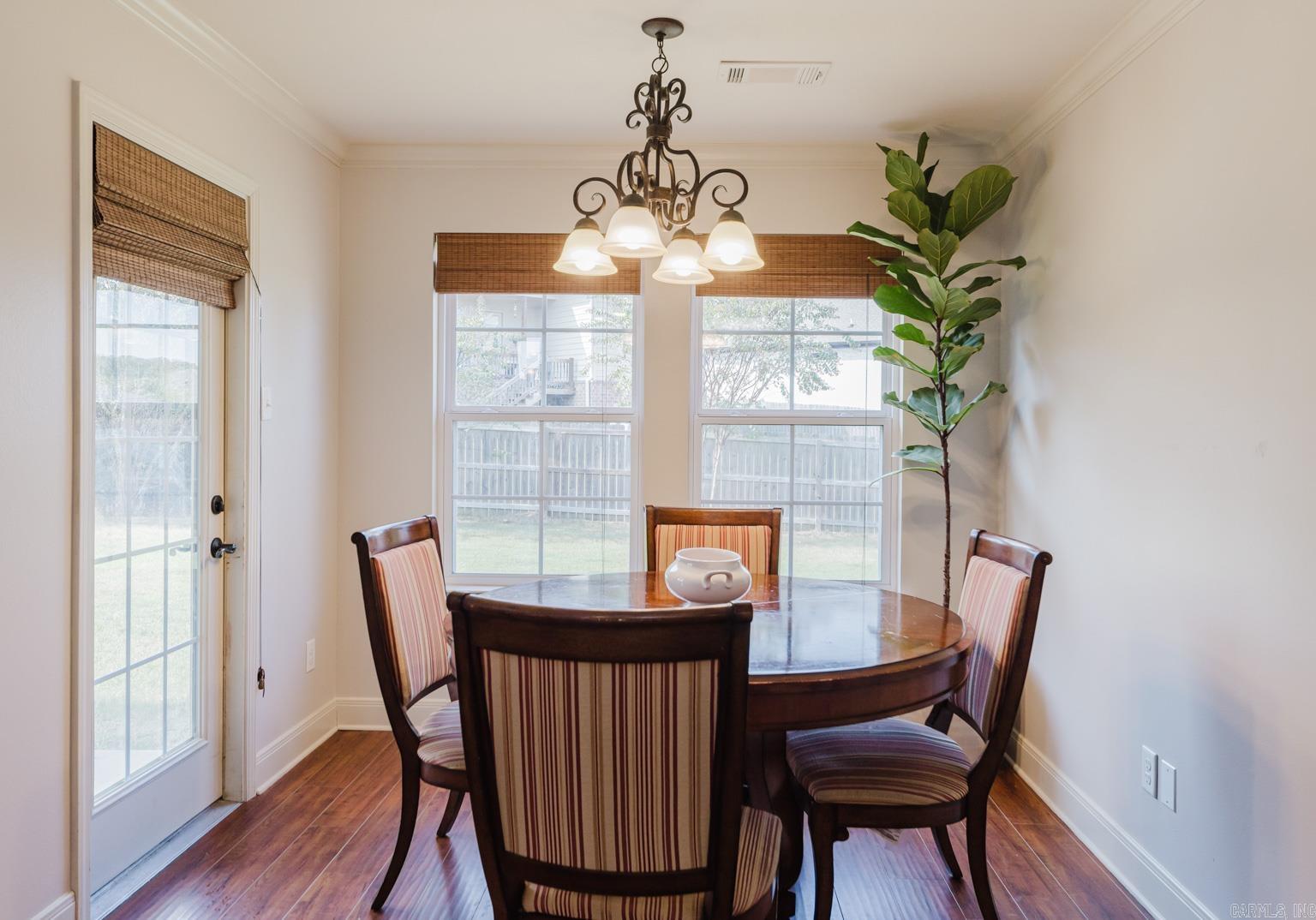 OAK GLENN - Residential