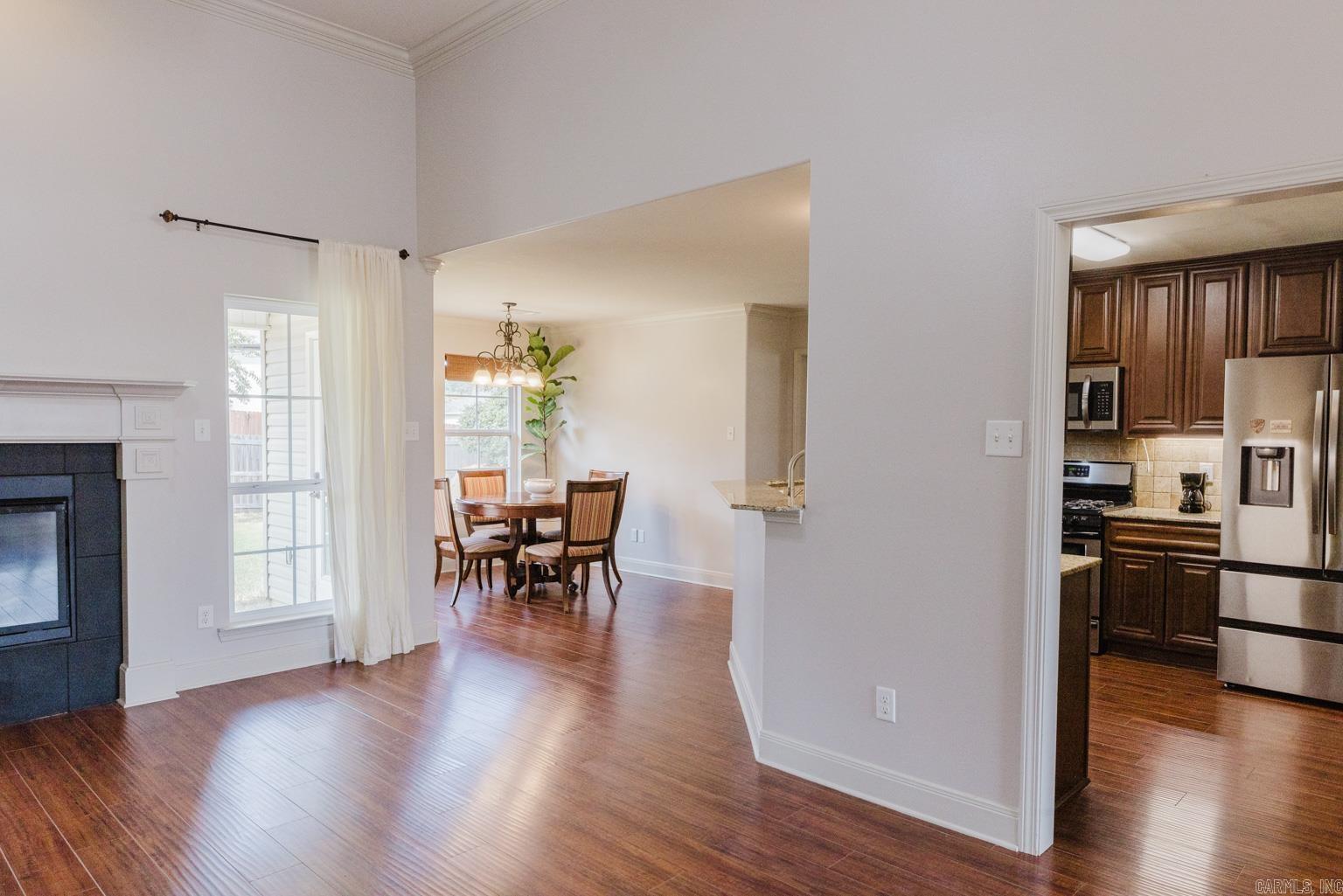 OAK GLENN - Residential