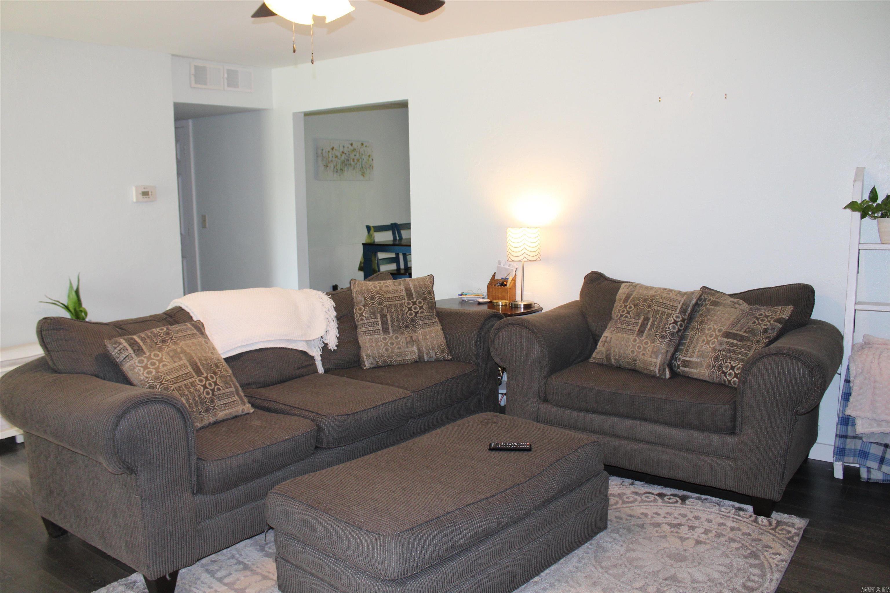 EAST SIDE FEW ACRES - Residential