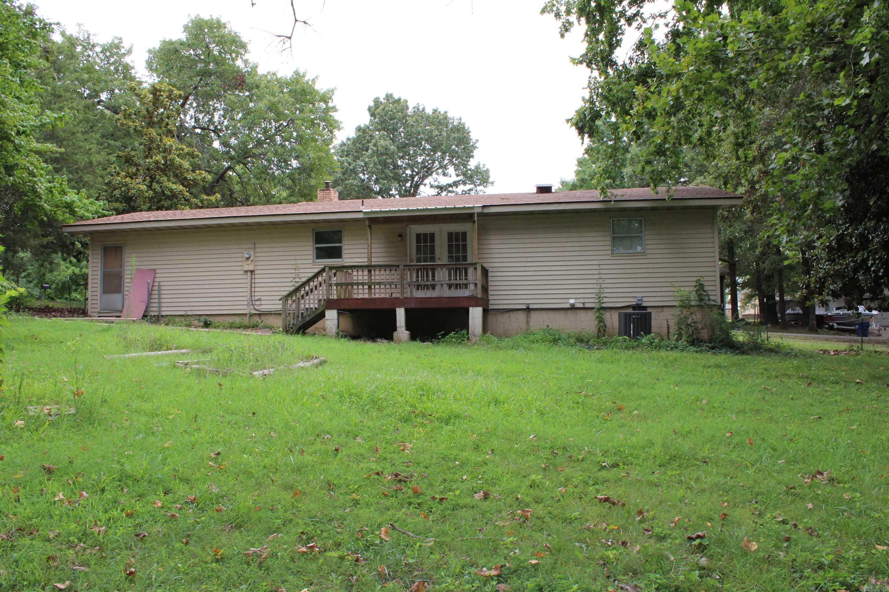 EAST SIDE FEW ACRES - Residential