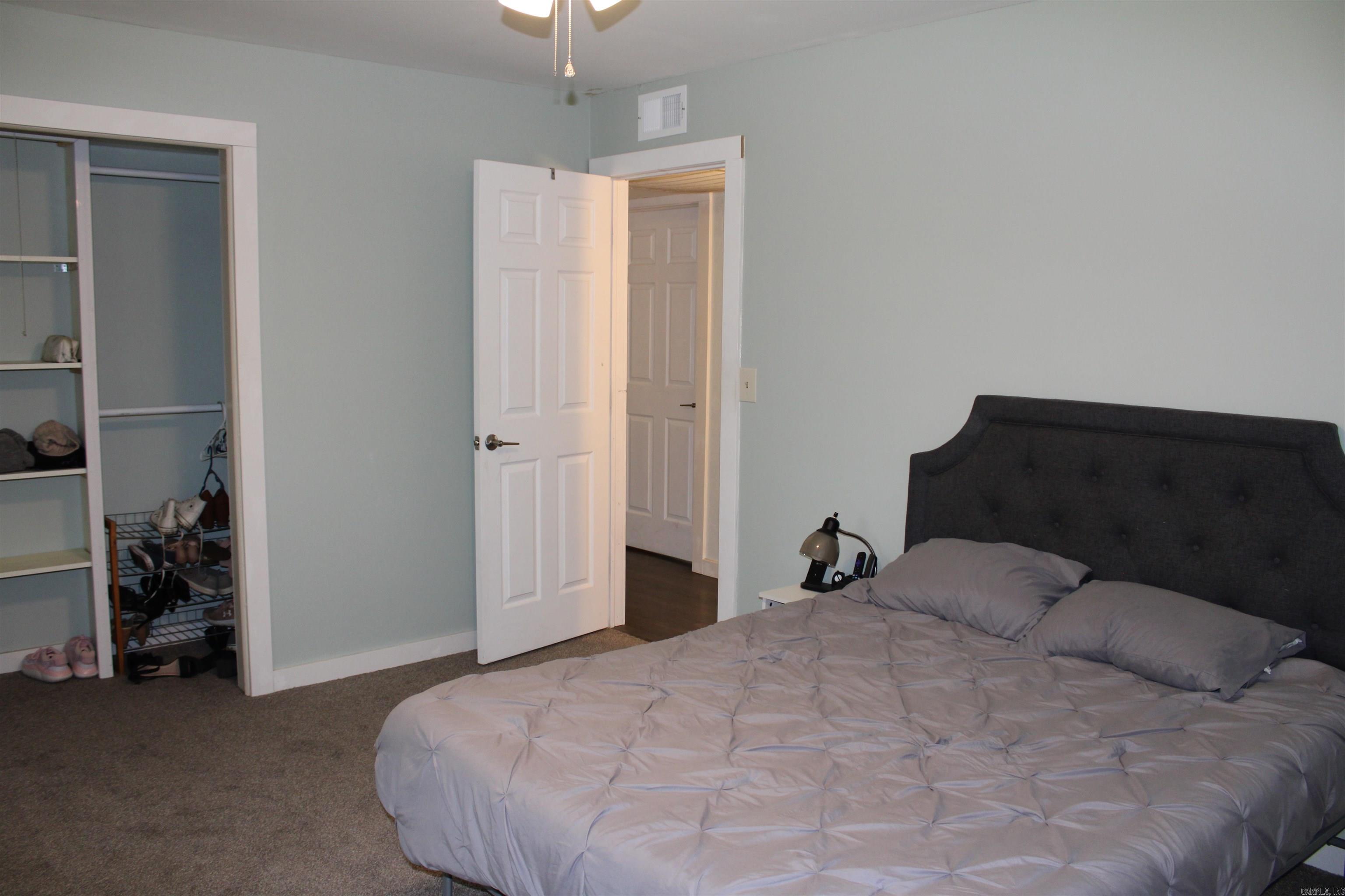 EAST SIDE FEW ACRES - Residential