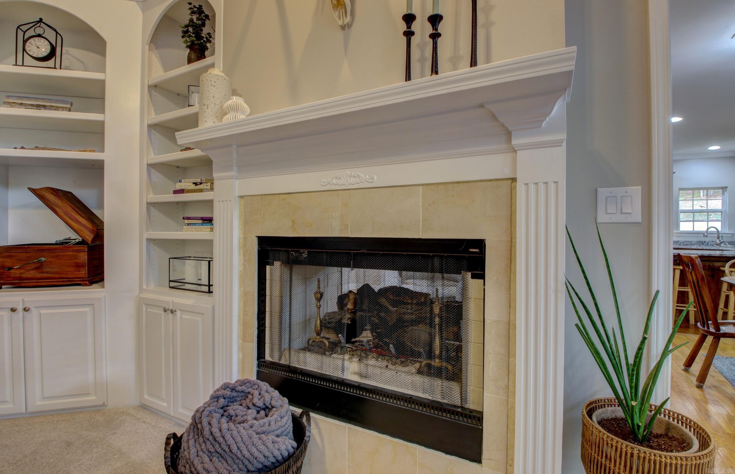 PALISADES HEIGHTS - Residential