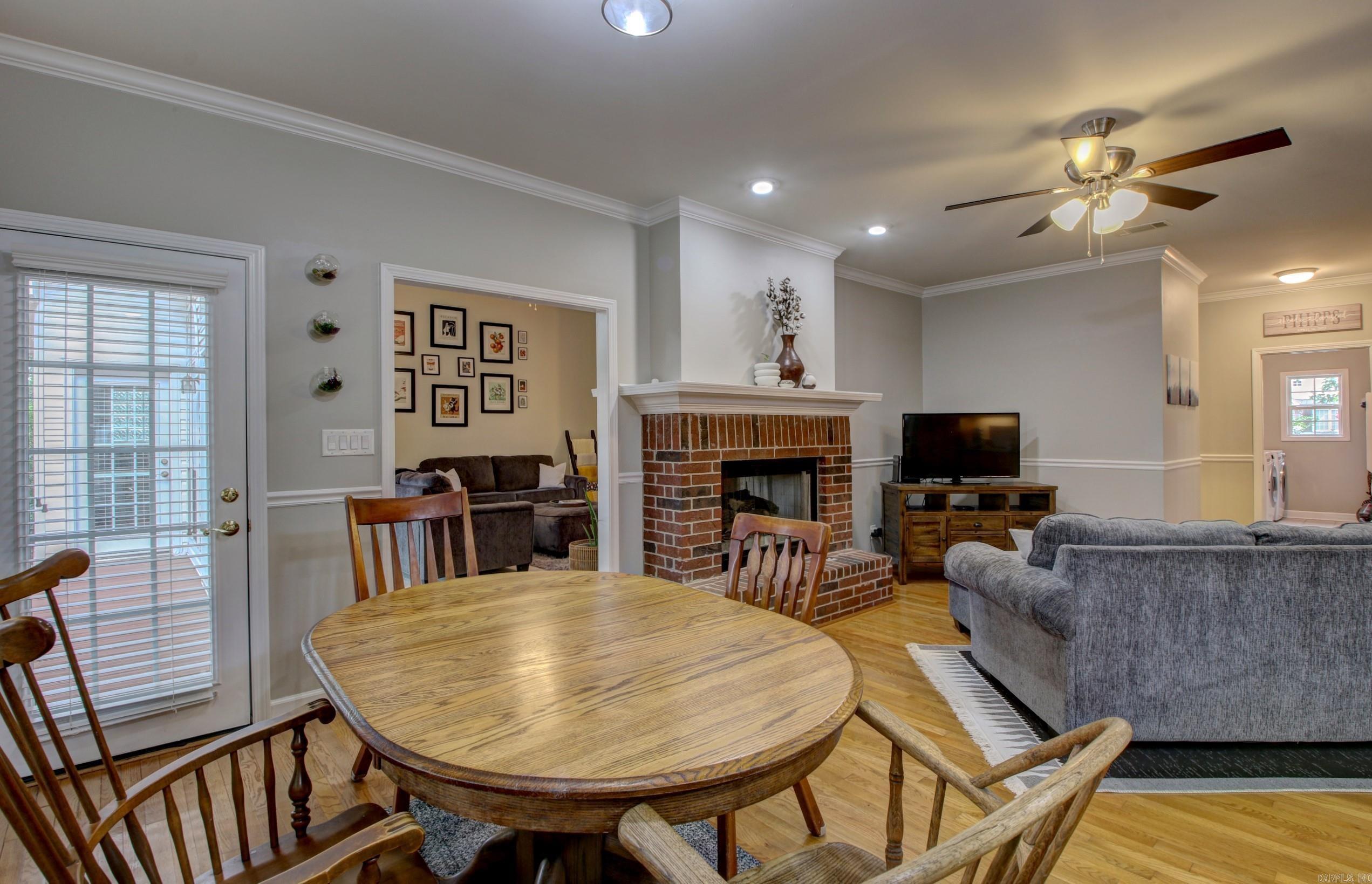 PALISADES HEIGHTS - Residential