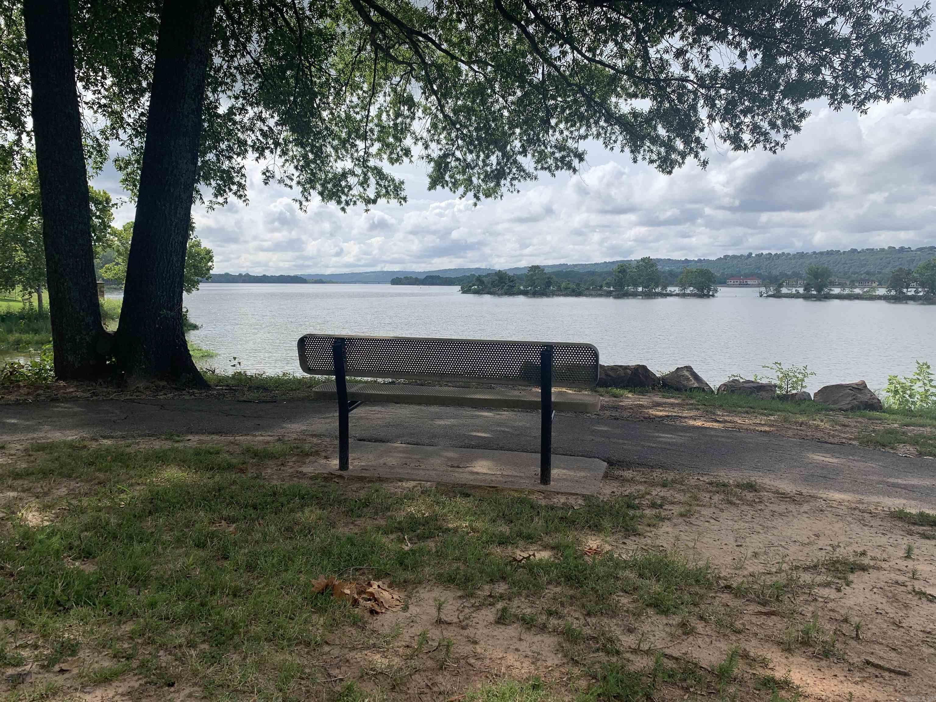 PALISADES HEIGHTS - Residential