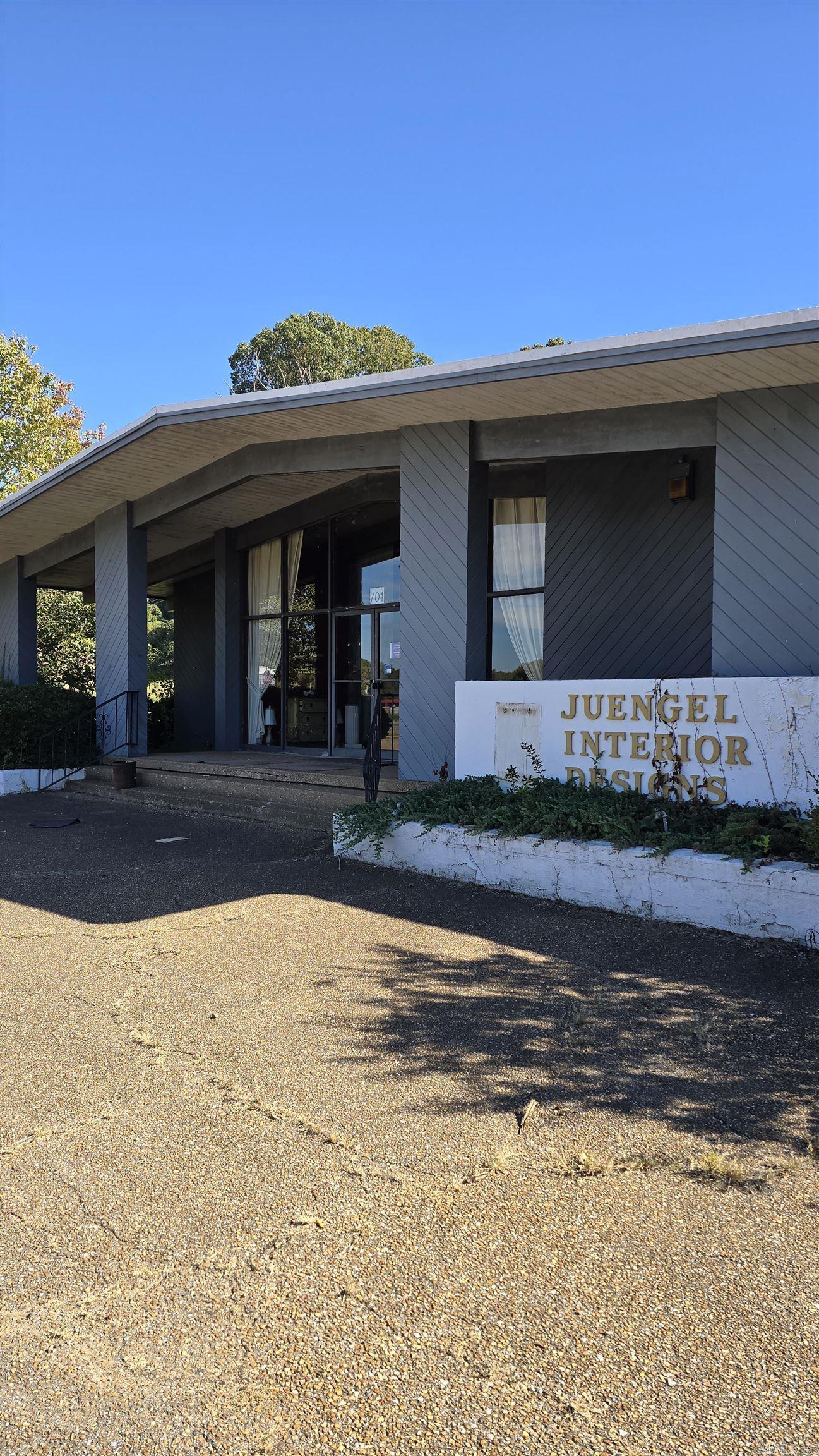 West Helena - Commercial Sale