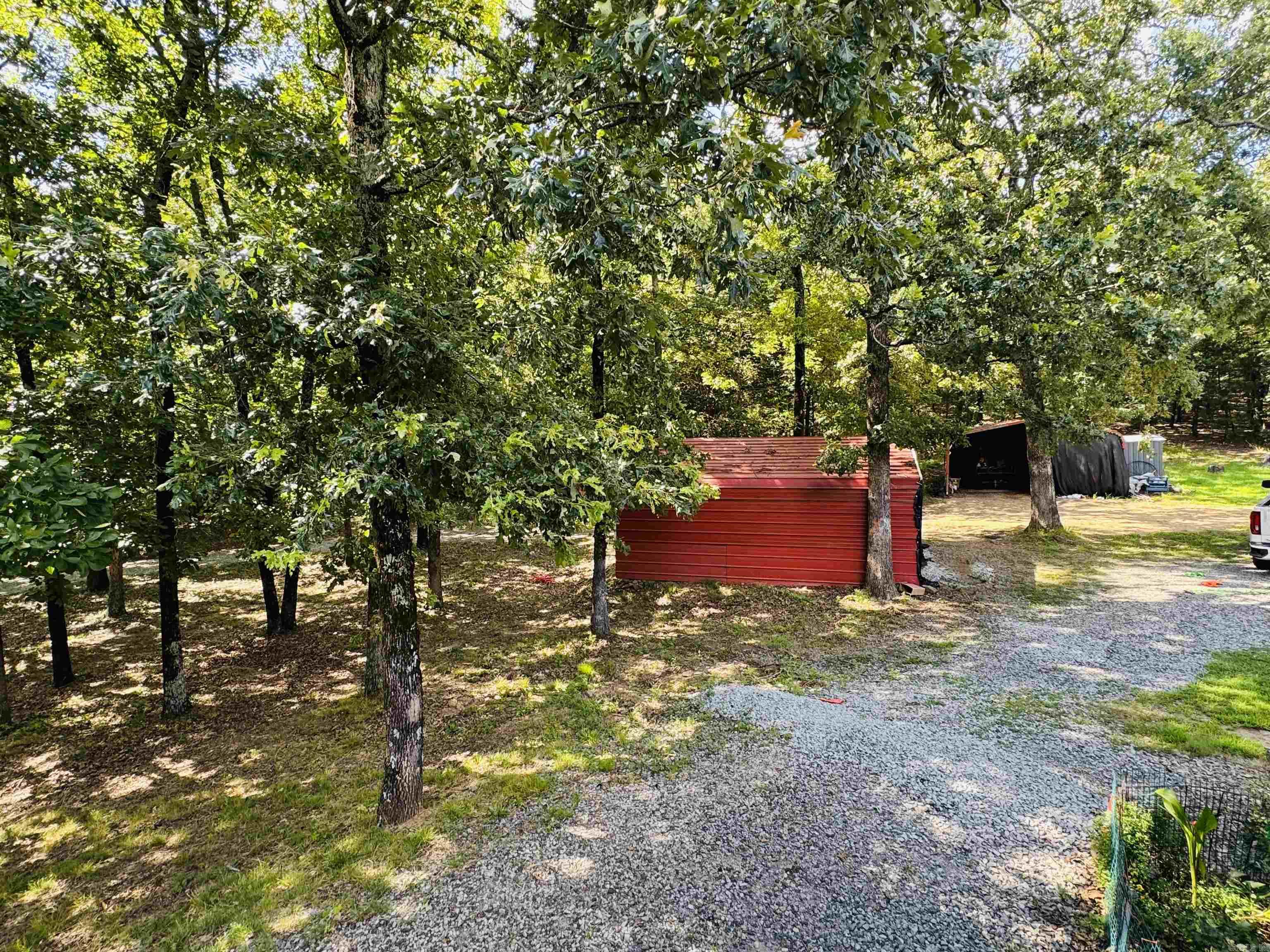 ROMANCE ACRES - Residential