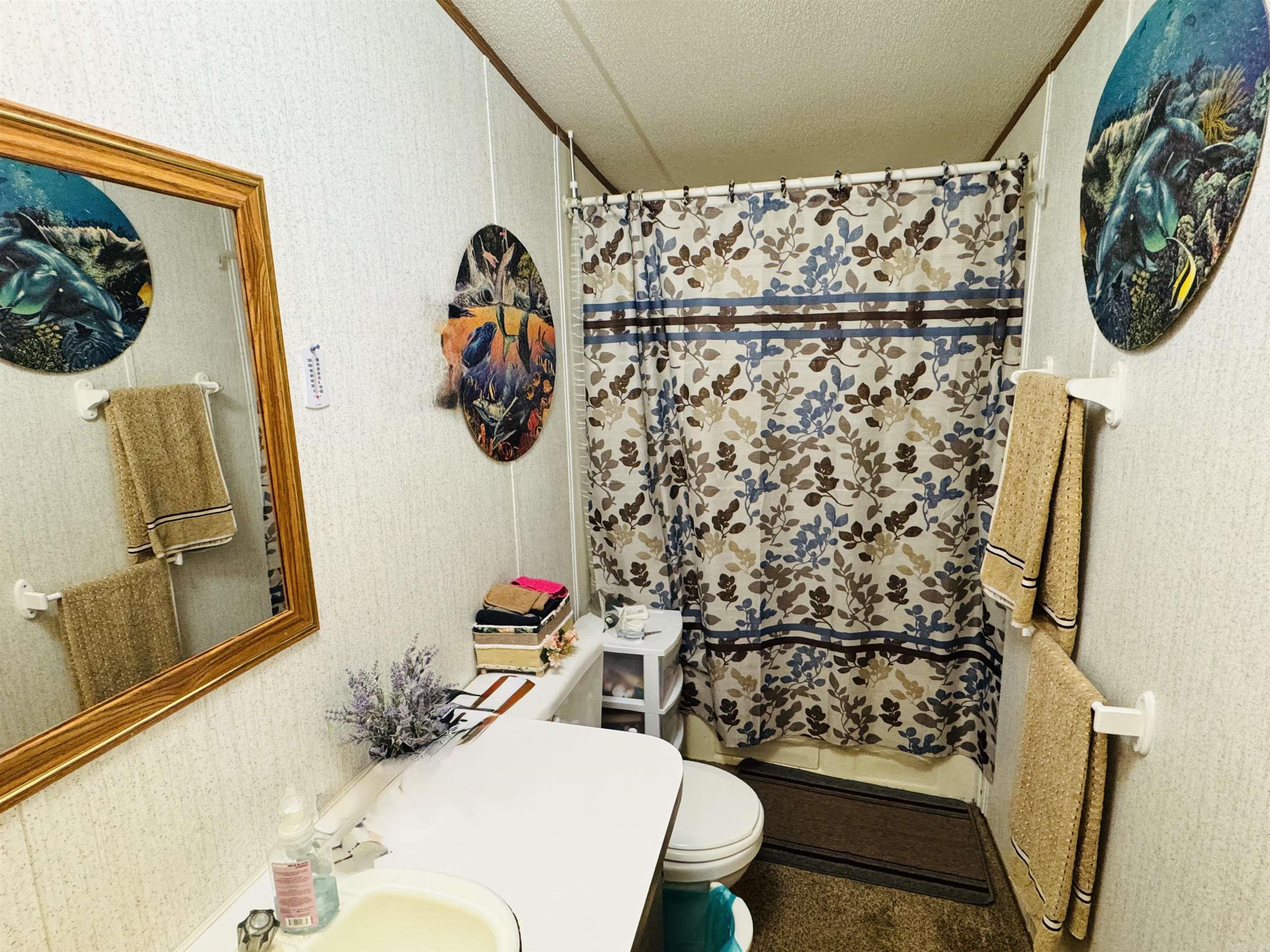 ROMANCE ACRES - Residential
