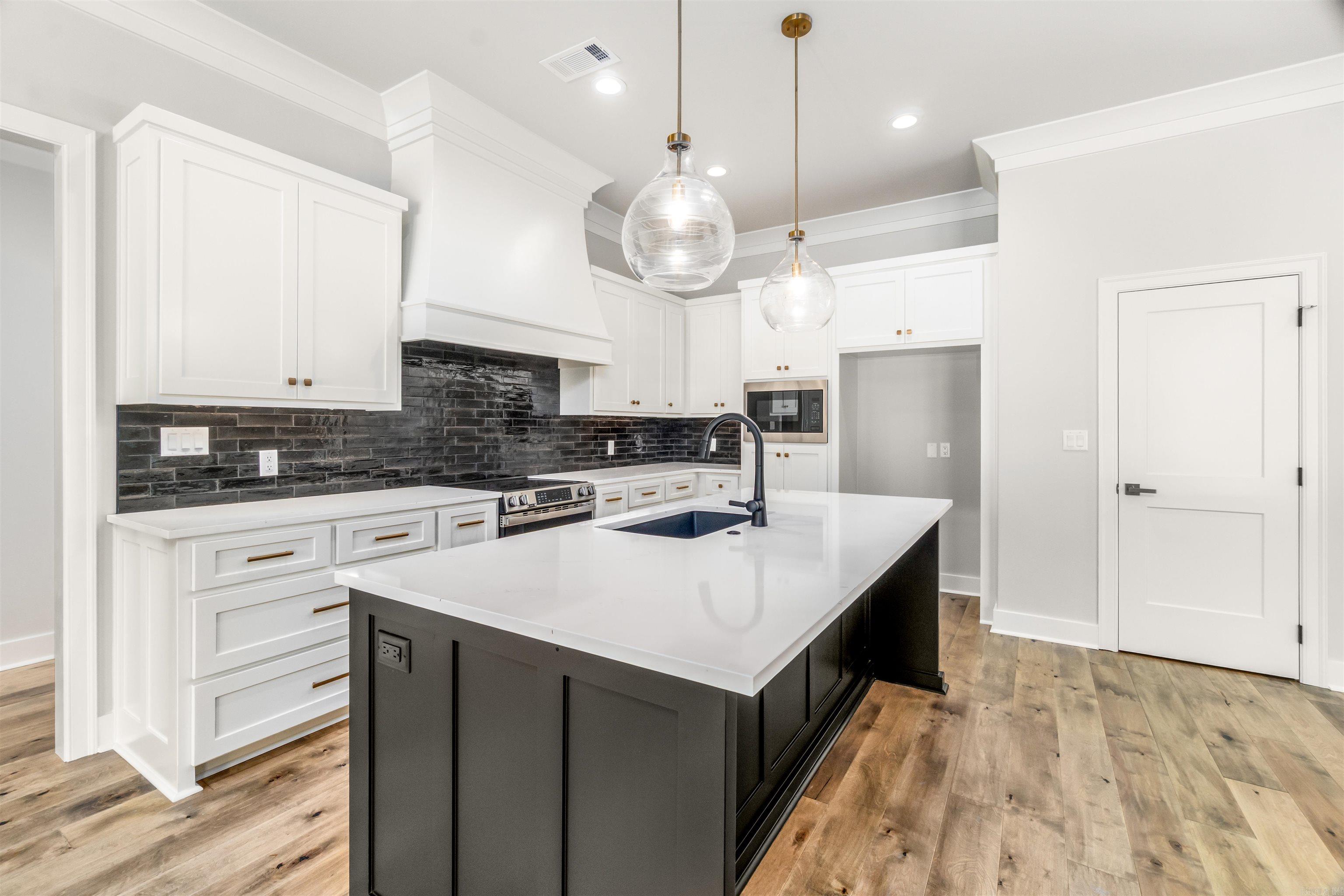 PACIFICA - Residential