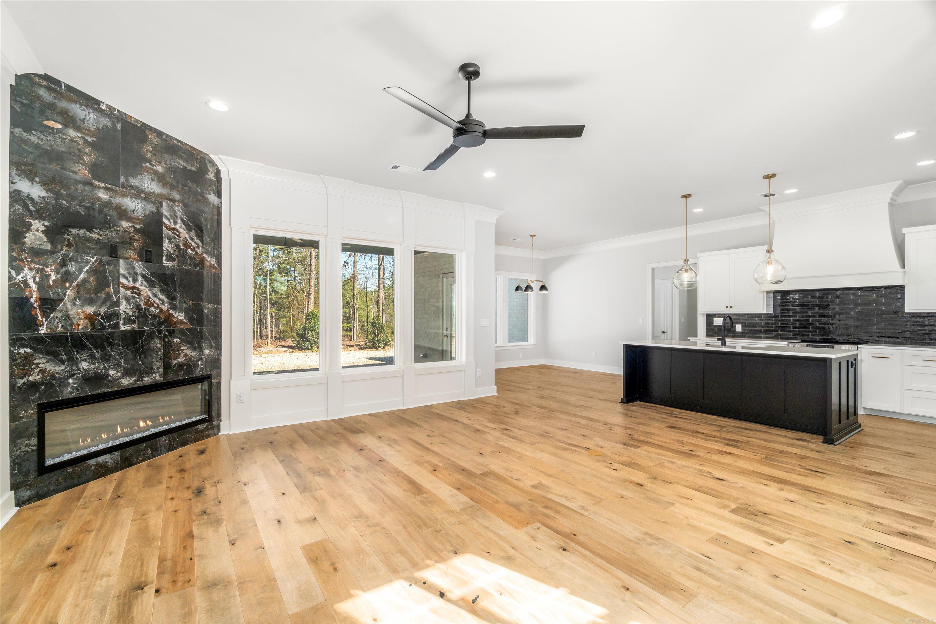 PACIFICA - Residential