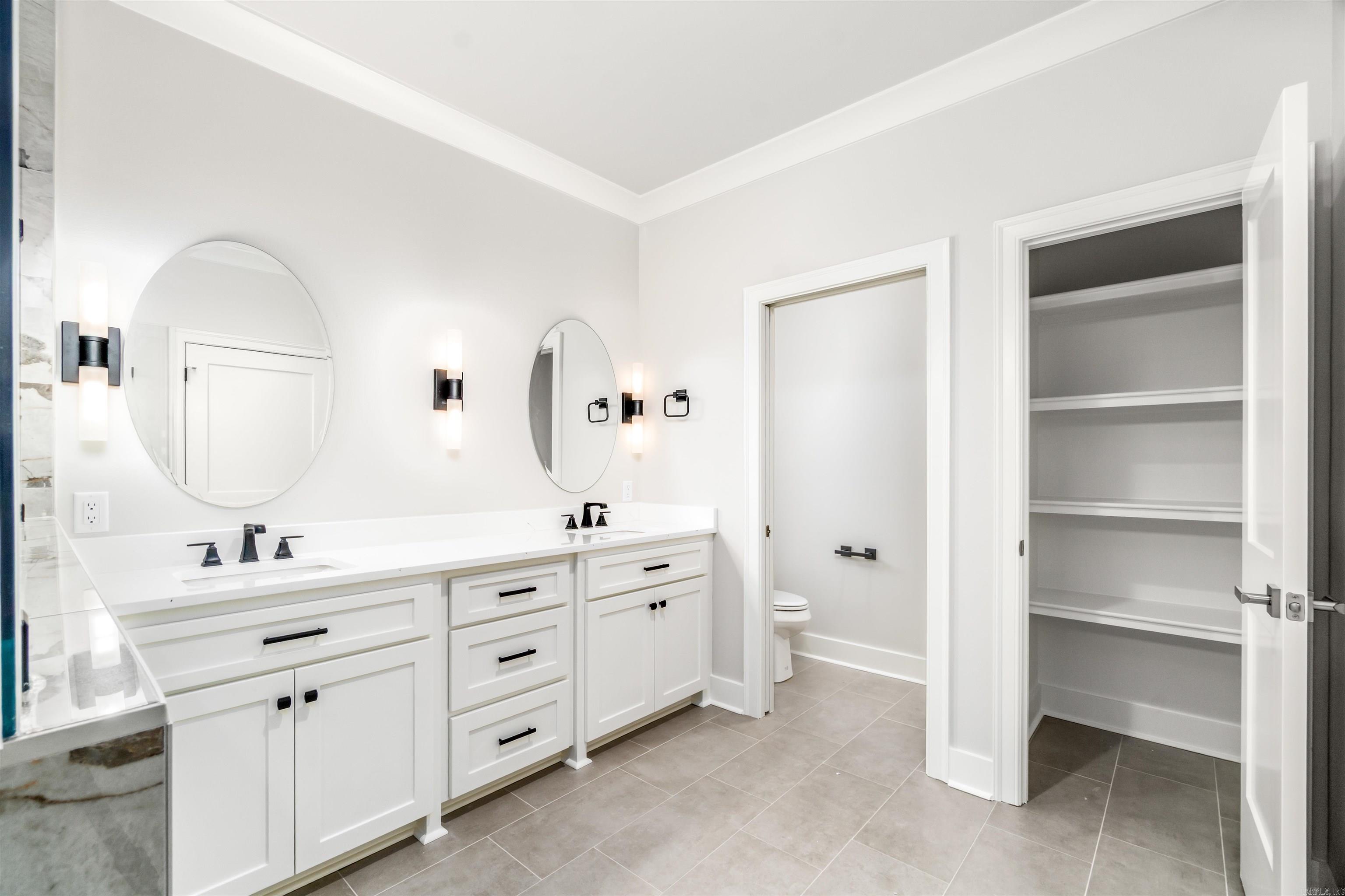 PACIFICA - Residential