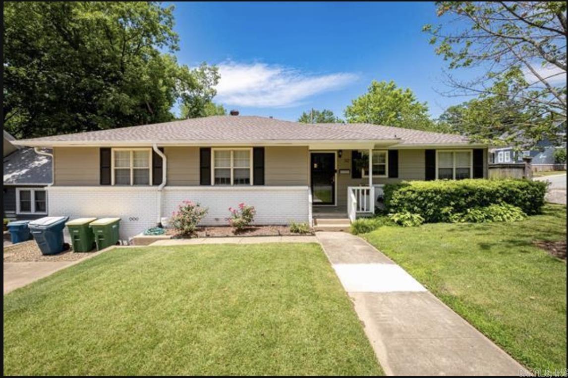 Forest Park school district, perfect location close to everything. Two living areas, open kitchen with granite counters. 3 bedrooms 2 baths. Large deck with water features. Bonus room downstairs. A great family home.