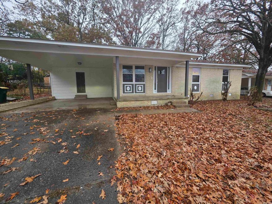 Welcome to your dream home! This beautifully maintained 3-bedroom, 2-bathroom residence is perfectly situated in the vibrant heart of Sherwood, offering both comfort and convenience. Step inside to discover a bright and airy open layout that seamlessly connects the kitchen and dining area, perfect for entertaining family and friends. The modern design allows for easy flow and interaction, making it the ideal space for gatherings. Enjoy three moderate-sized bedrooms, each equipped with ceiling fans and ample closet space, ensuring comfort and functionality for everyone in the family.The spacious fenced backyard is a true highlight, providing a safe and private space for children and pets to play. The newly constructed deck is perfect for summer barbecues, morning coffee, or simply relaxing in the sun. Located just minutes away from shopping, dining, and local amenities! Call to schedule your Private Tour today