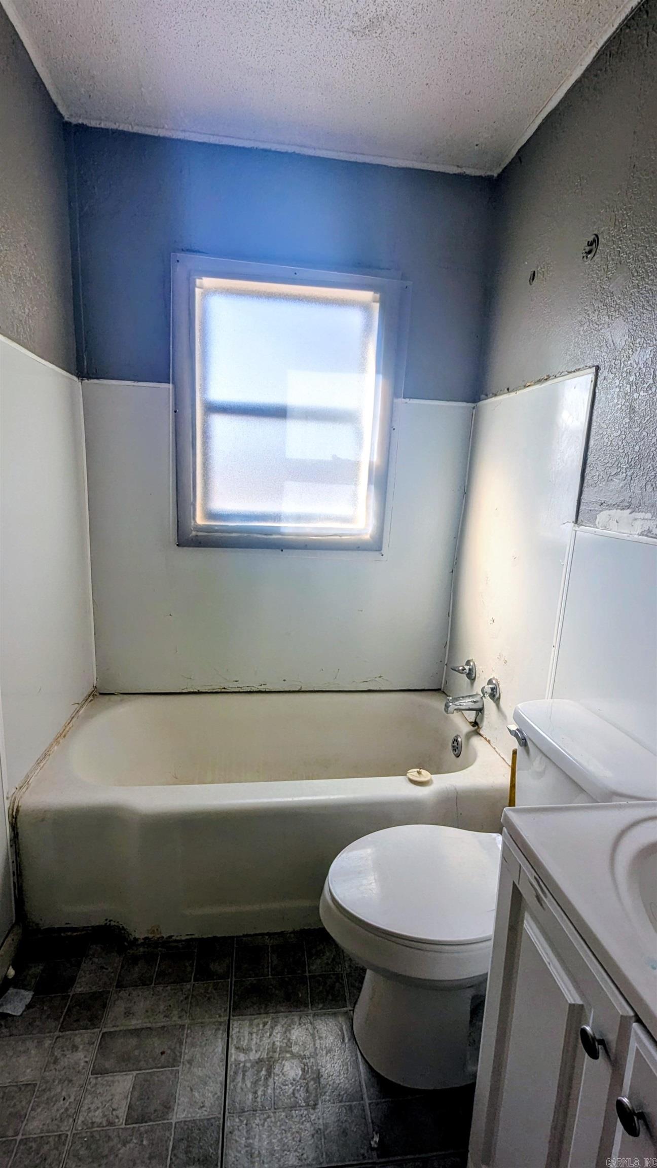 ORIGINAL TOWN TUCKERMAN - Residential