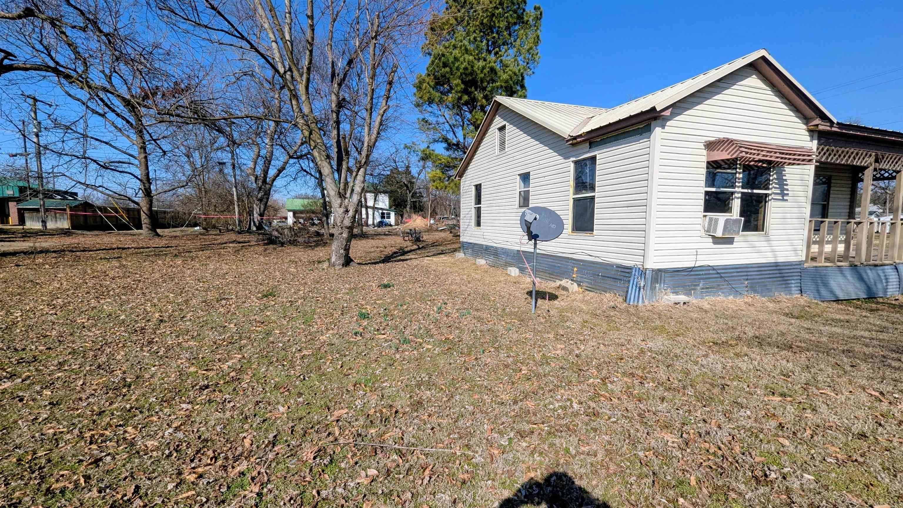 ORIGINAL TOWN TUCKERMAN - Residential