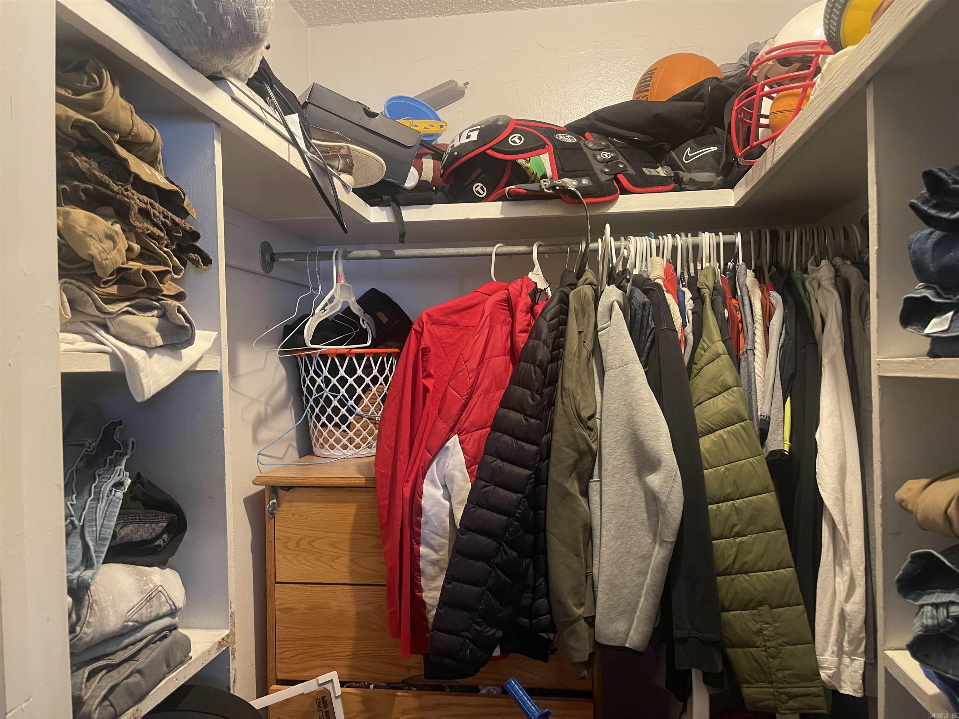 Mcintosh 1st - Residential