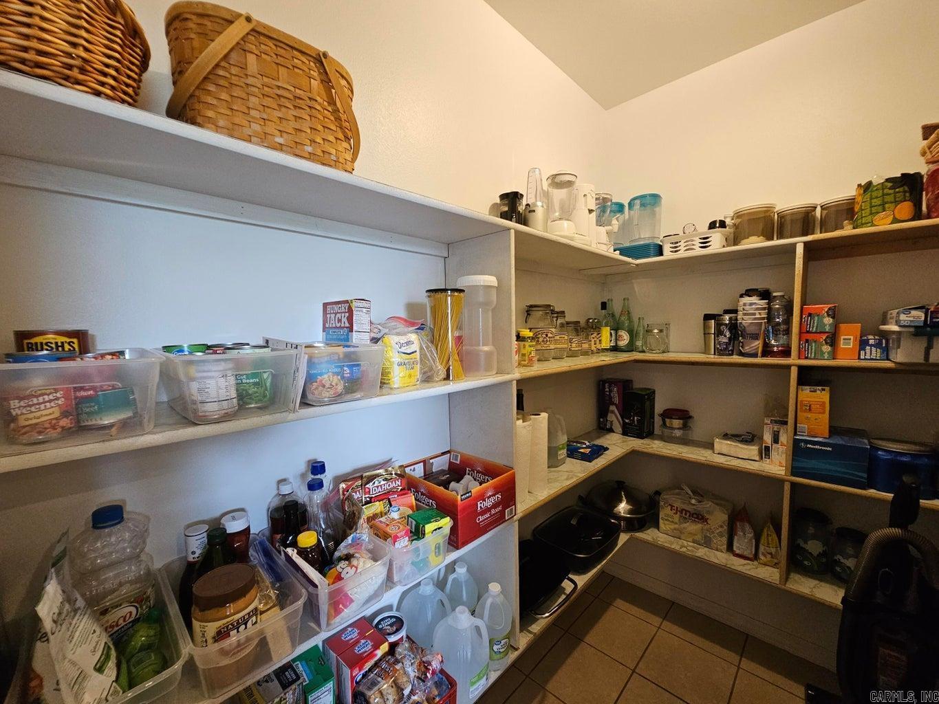 COVE LANDING PH III - Residential