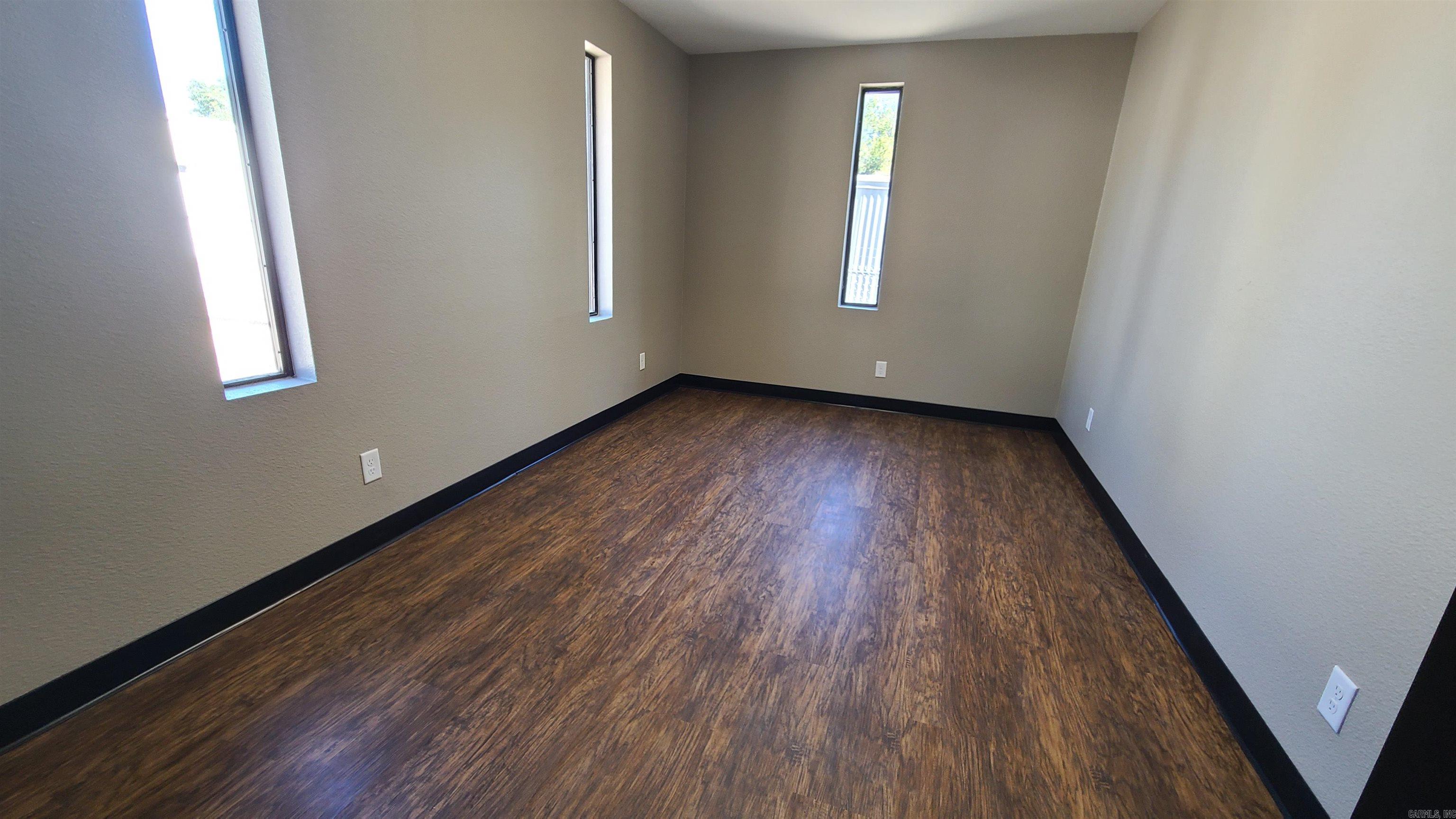 Metes & Bounds - Commercial Lease