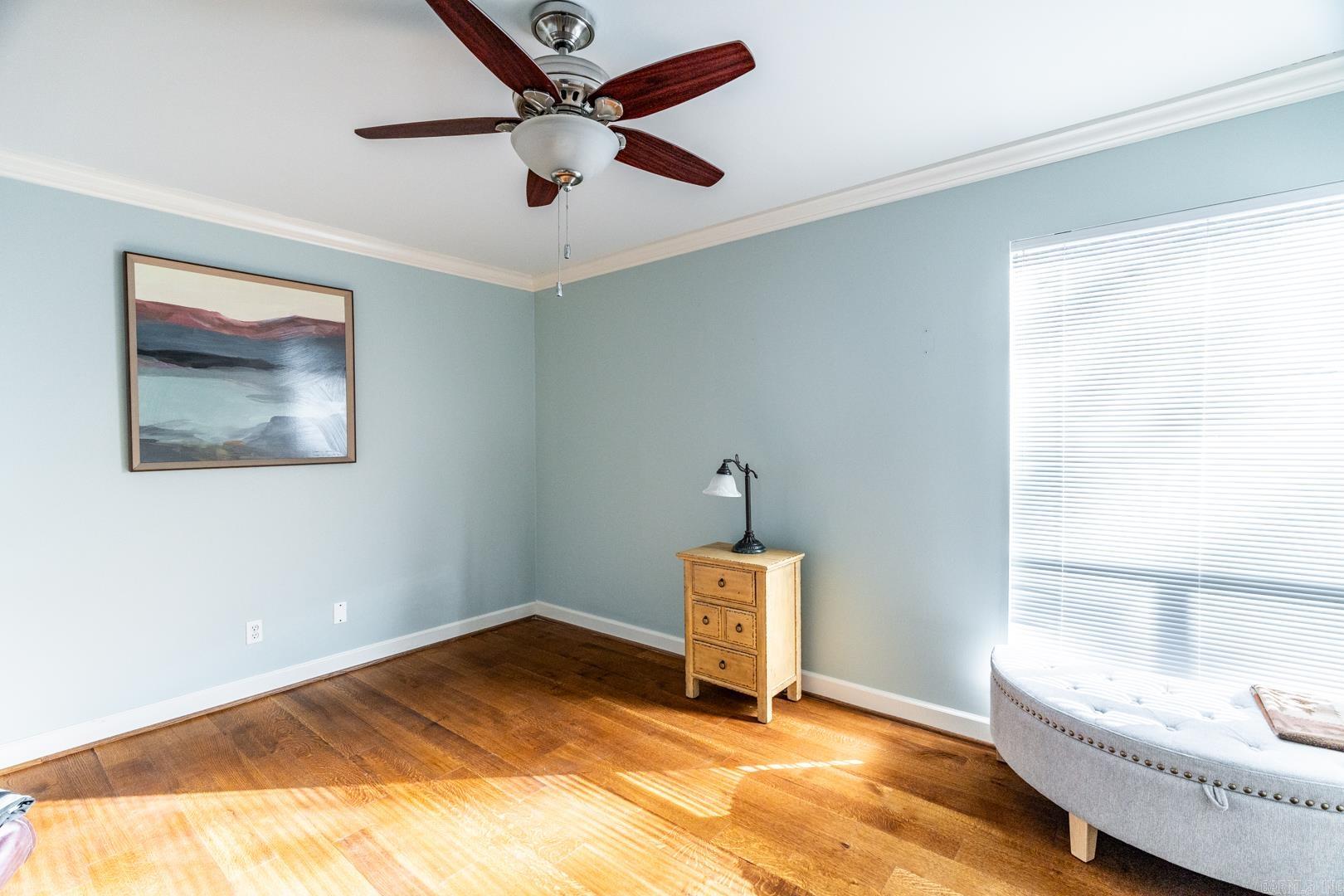 FOREST HILL COND - Residential