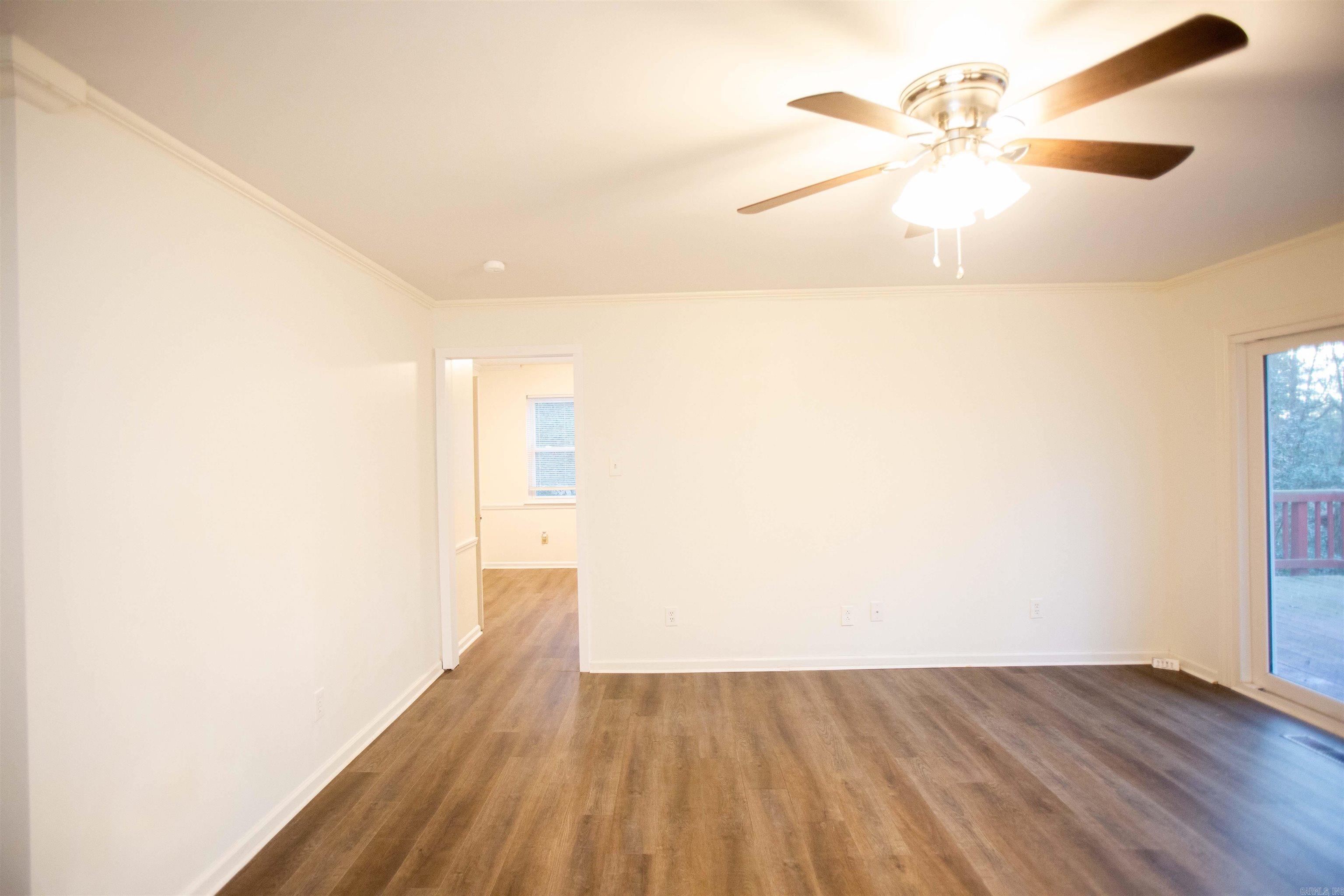 Leawood Manor - Residential Lease