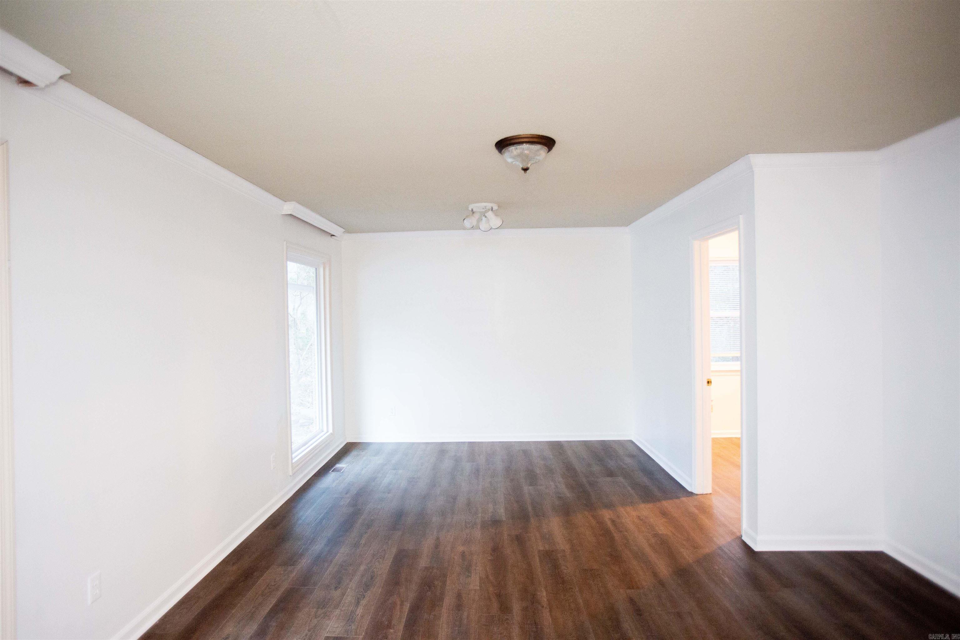 Leawood Manor - Residential Lease