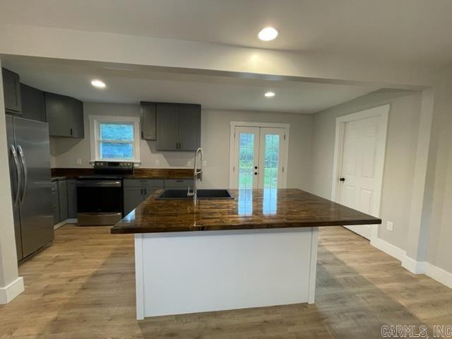 PINE PARK - Residential