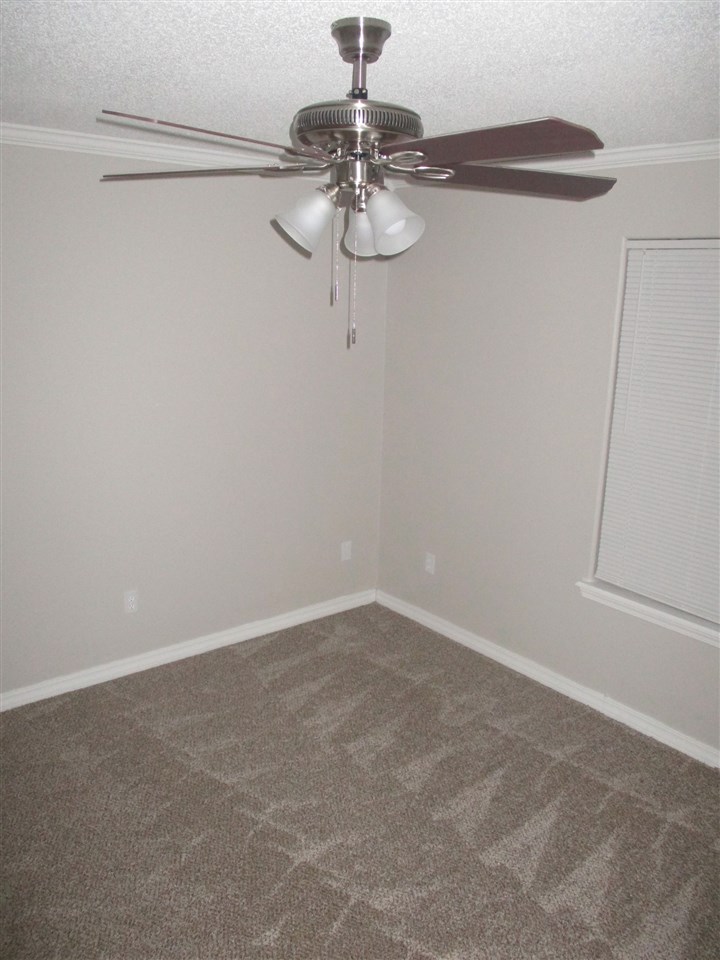 Timberwood Park I - Residential Lease