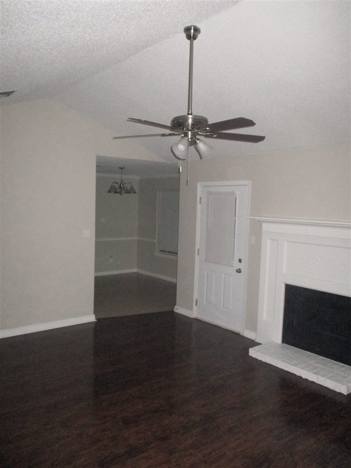 Timberwood Park I - Residential Lease