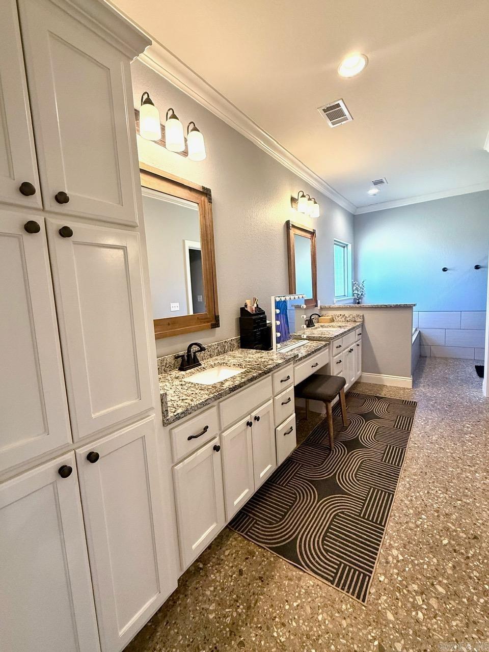 Quail Hollow - Residential