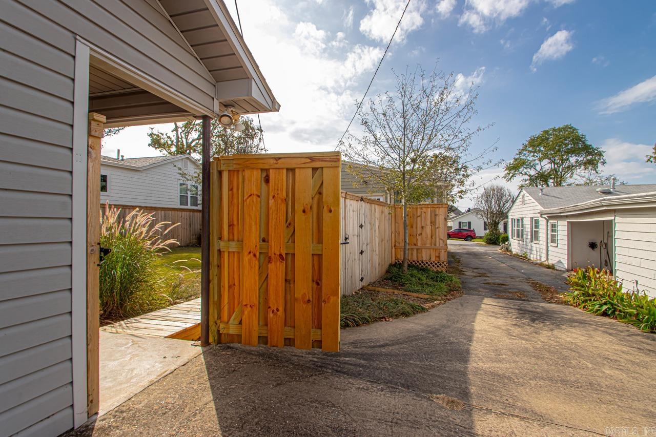 CAMMACK WOODS - Residential