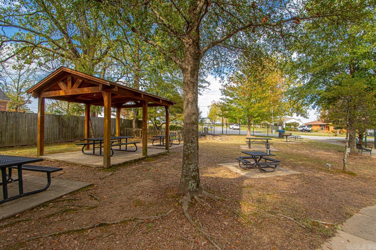 CAMMACK WOODS - Residential