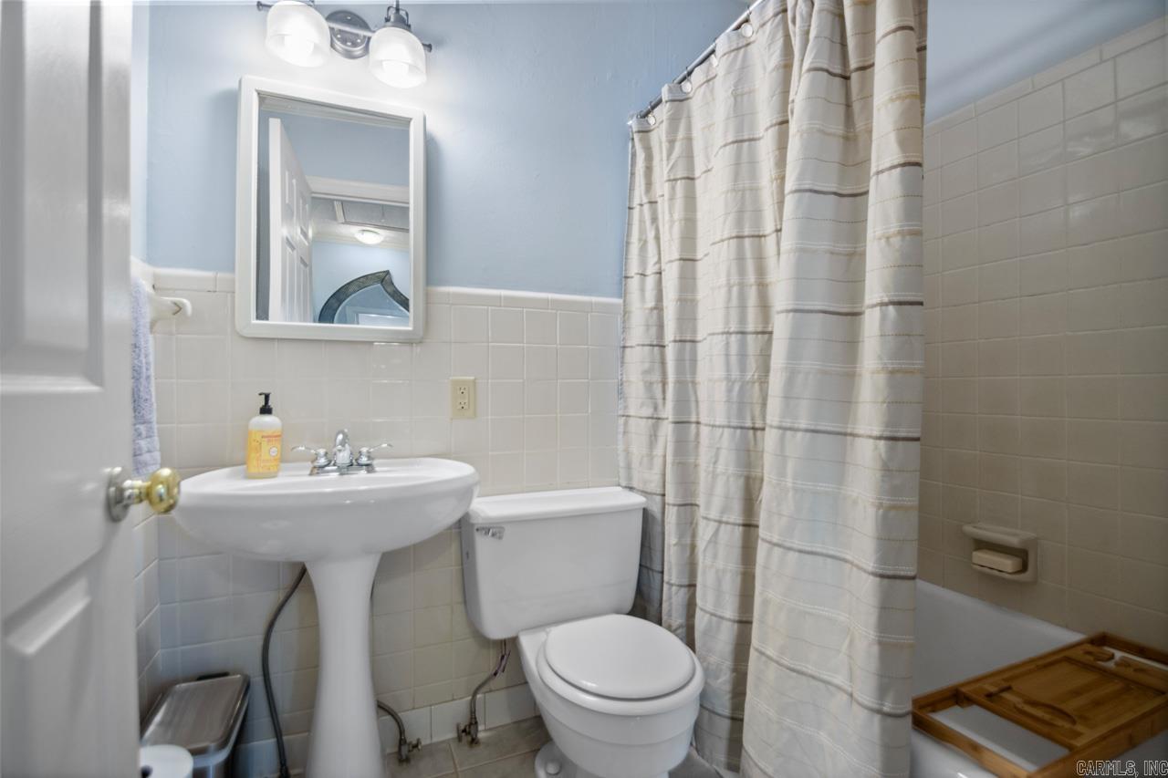 CAMMACK WOODS - Residential