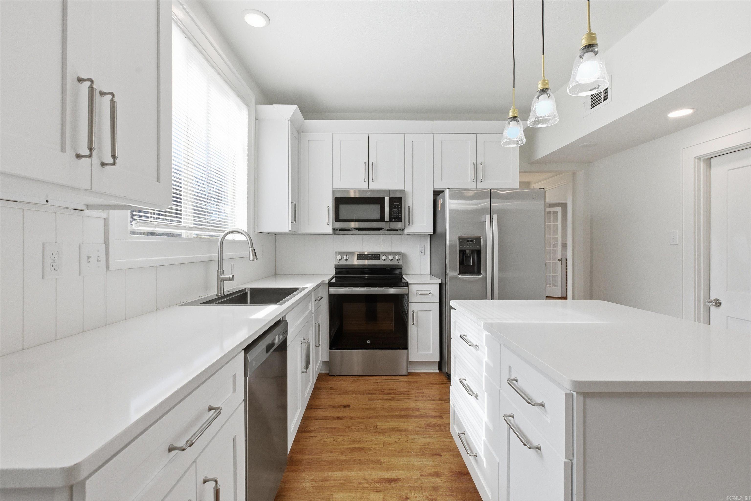 FLEMING & BRADFORD - Residential