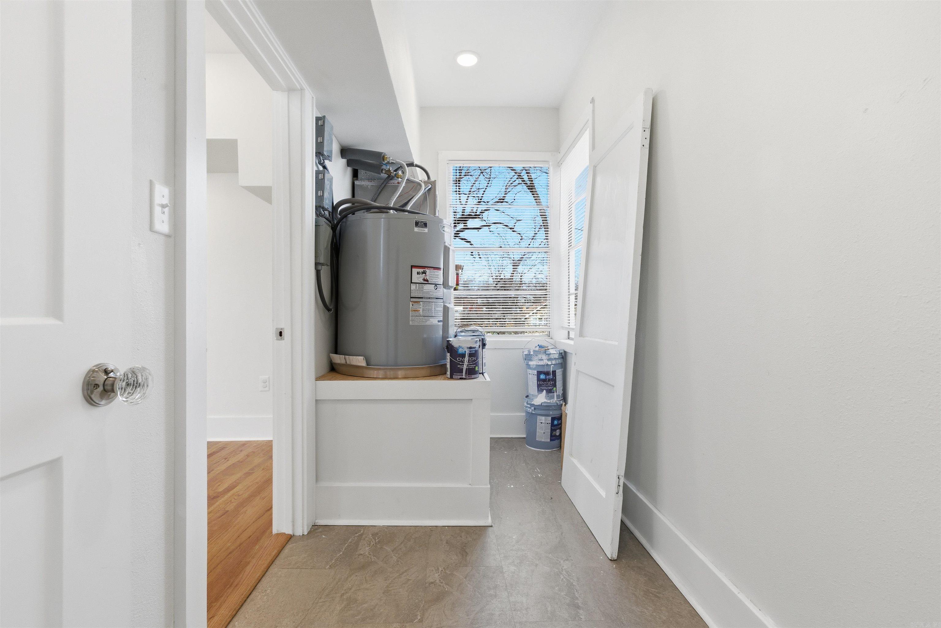 FLEMING & BRADFORD - Residential