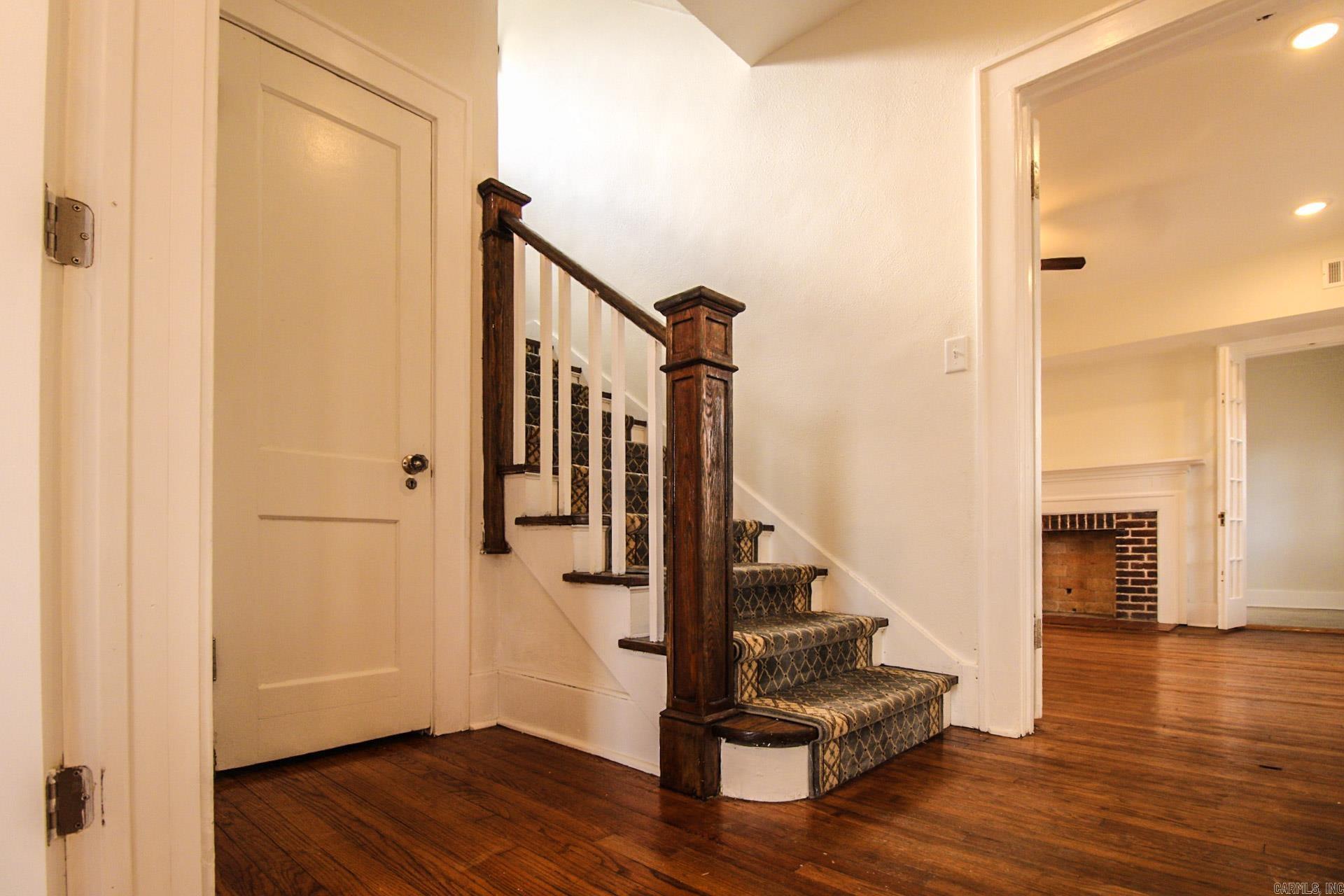 FLEMING & BRADFORD - Residential