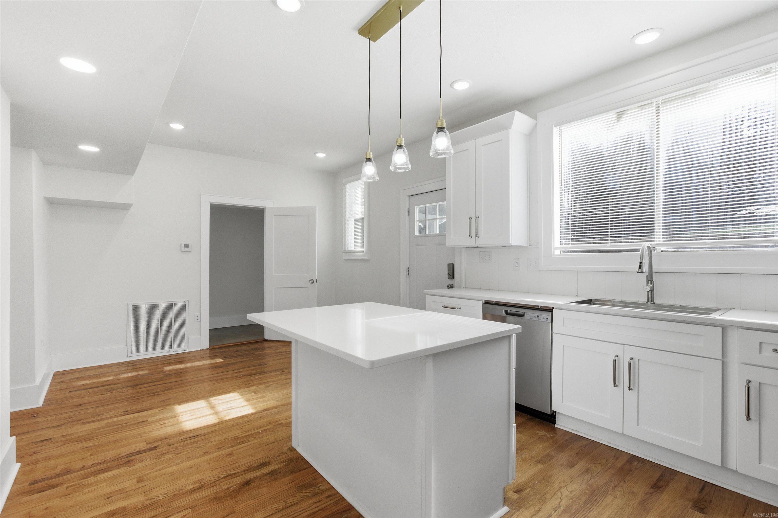 FLEMING & BRADFORD - Residential