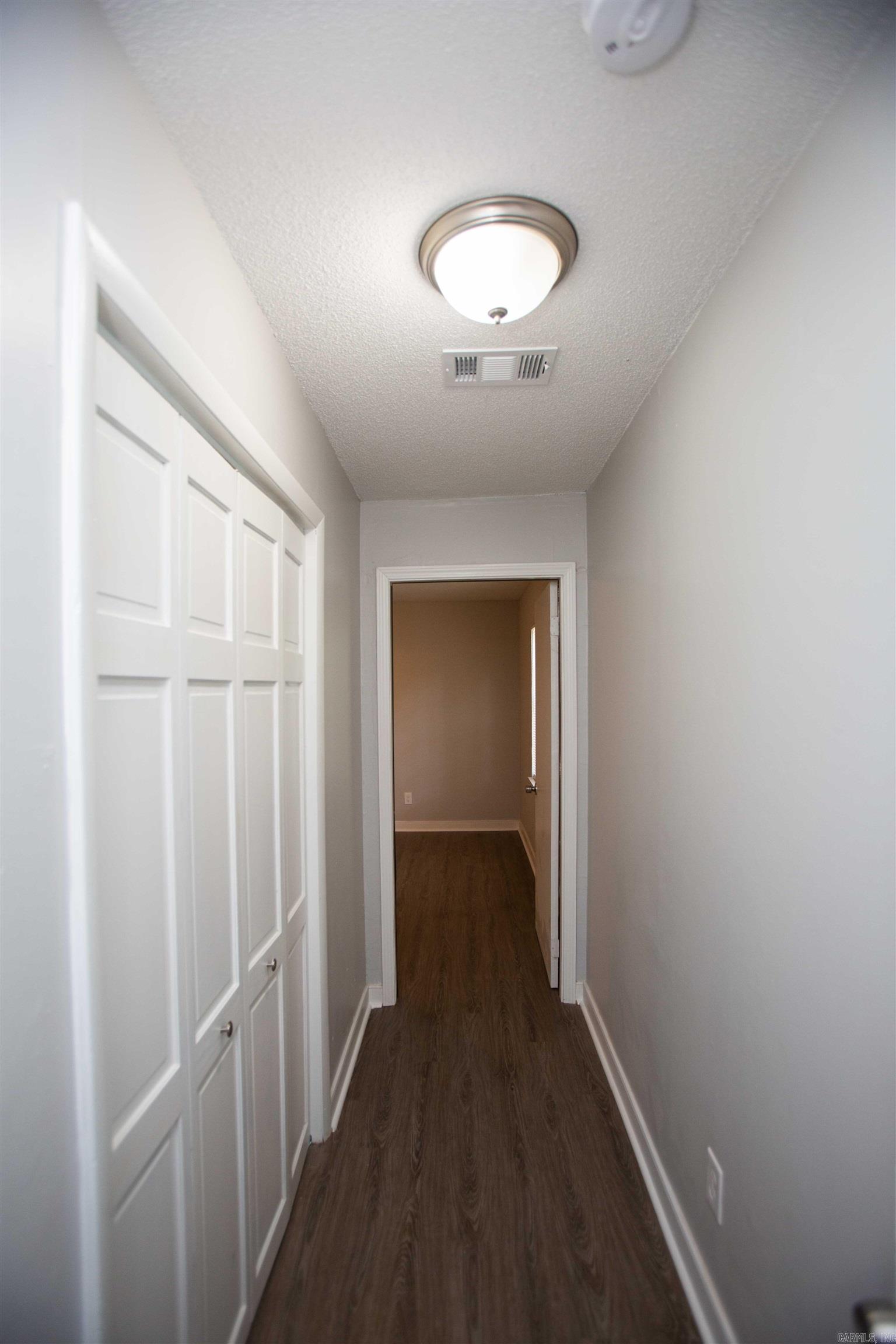 Barrow John 6L - Residential Lease
