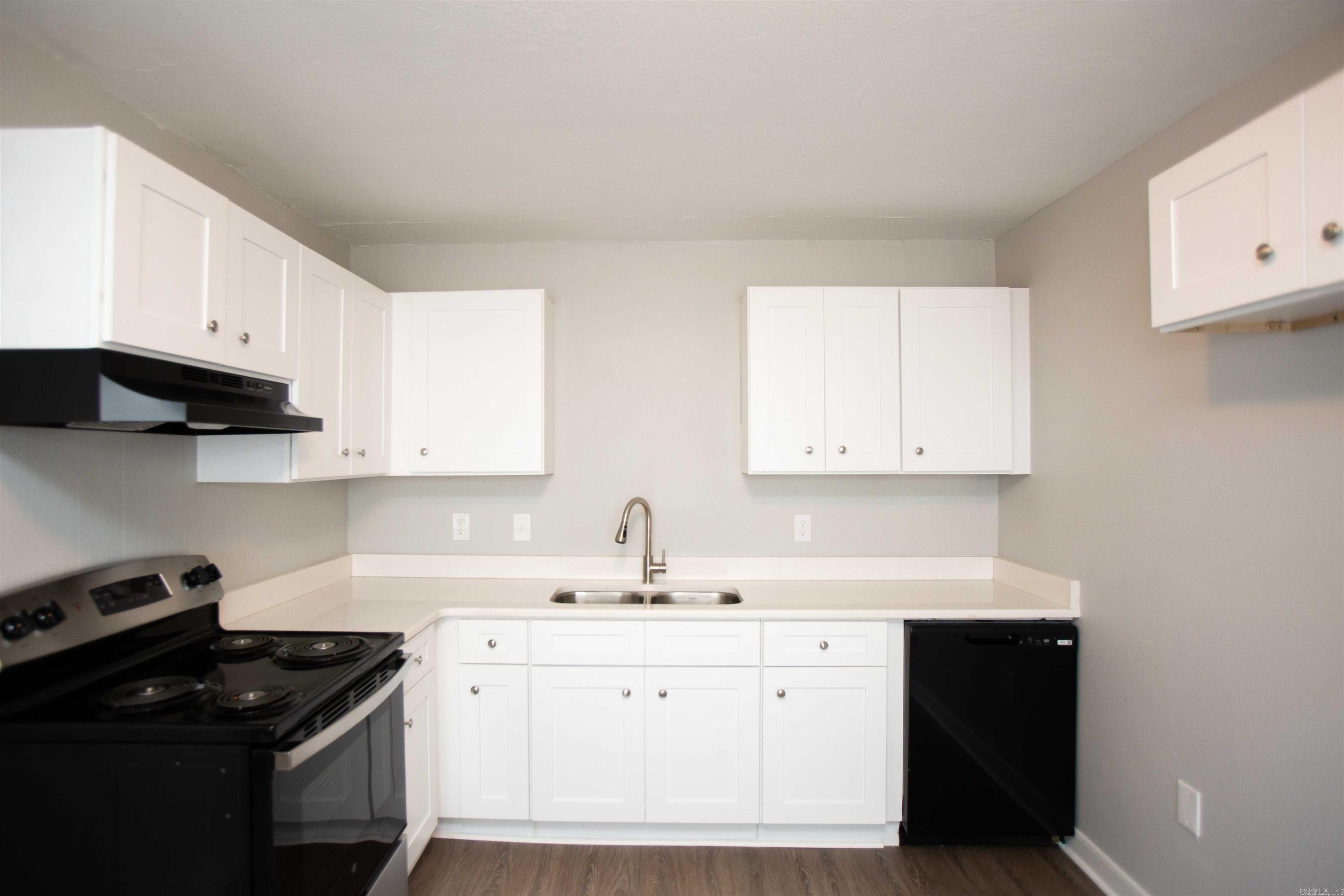Barrow John 6L - Residential Lease