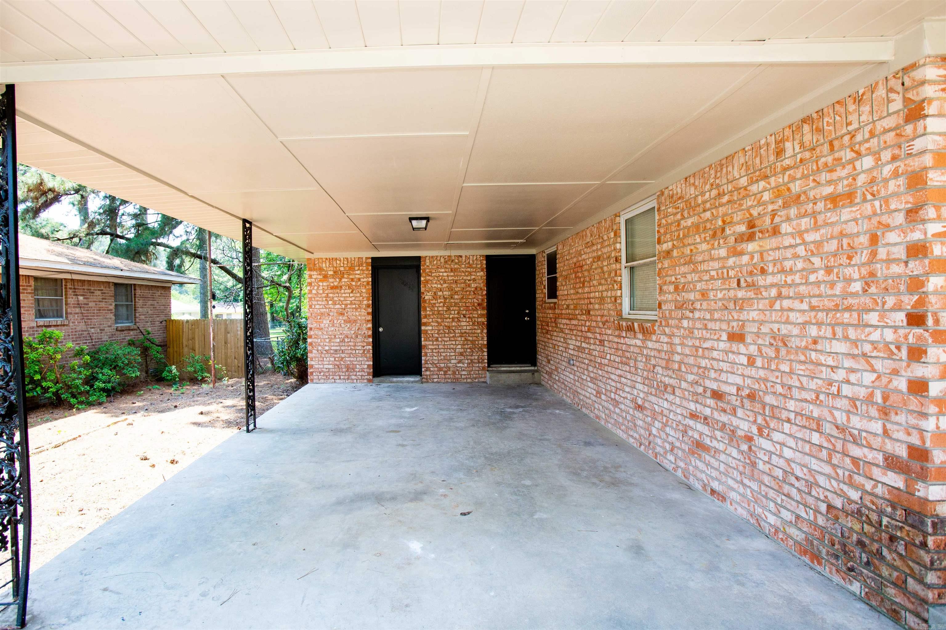 Barrow John 6L - Residential Lease