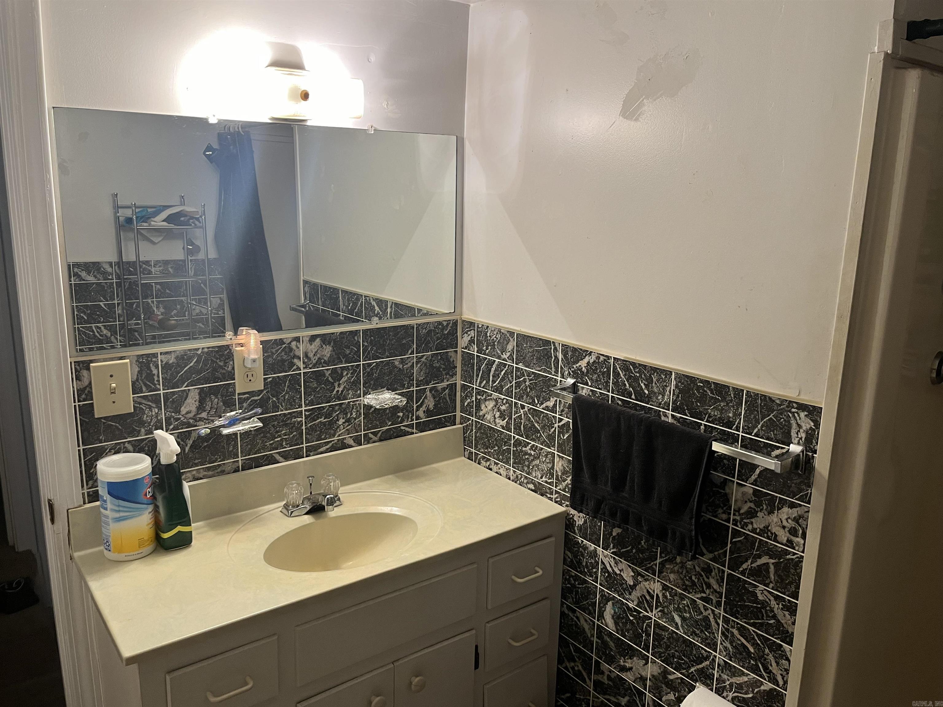 Lakeshore IV-Todd Davis - Residential