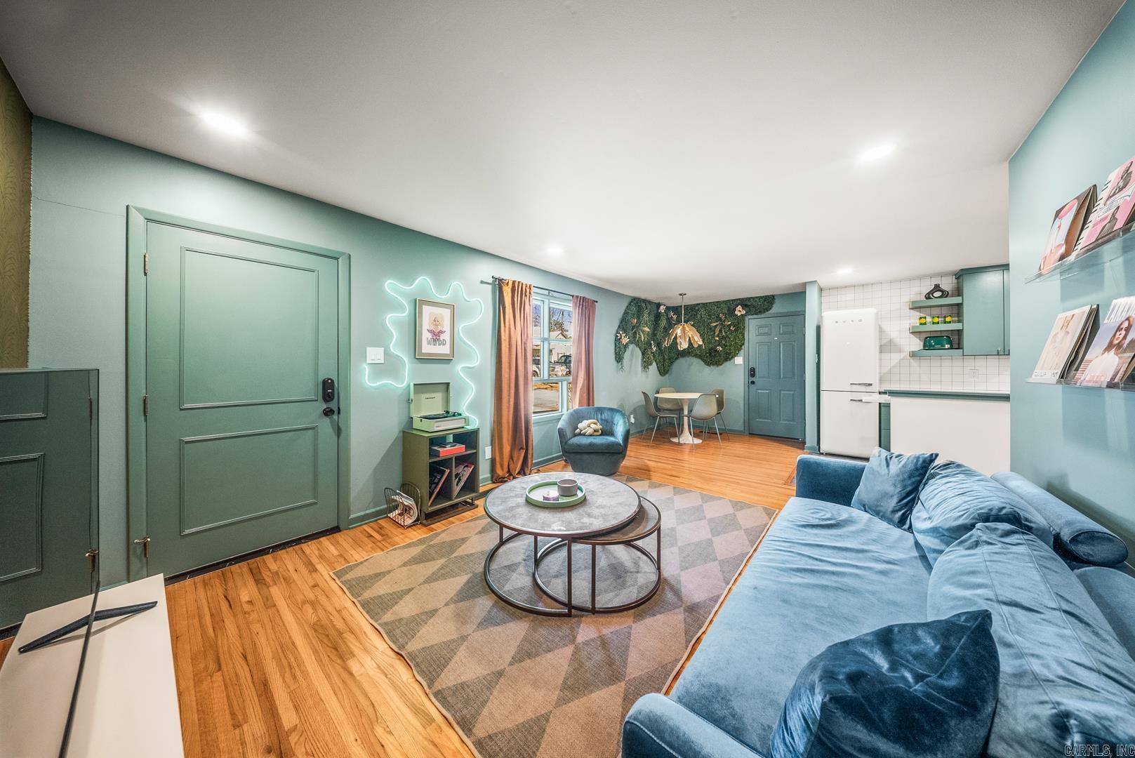 RIFFEL & RHOTEN - Residential