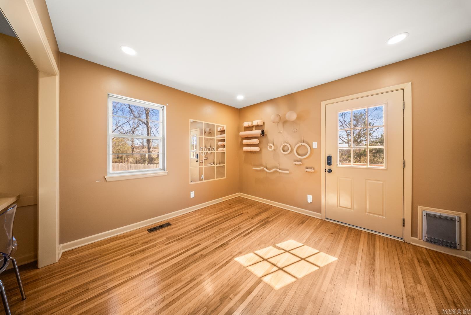 RIFFEL & RHOTEN - Residential