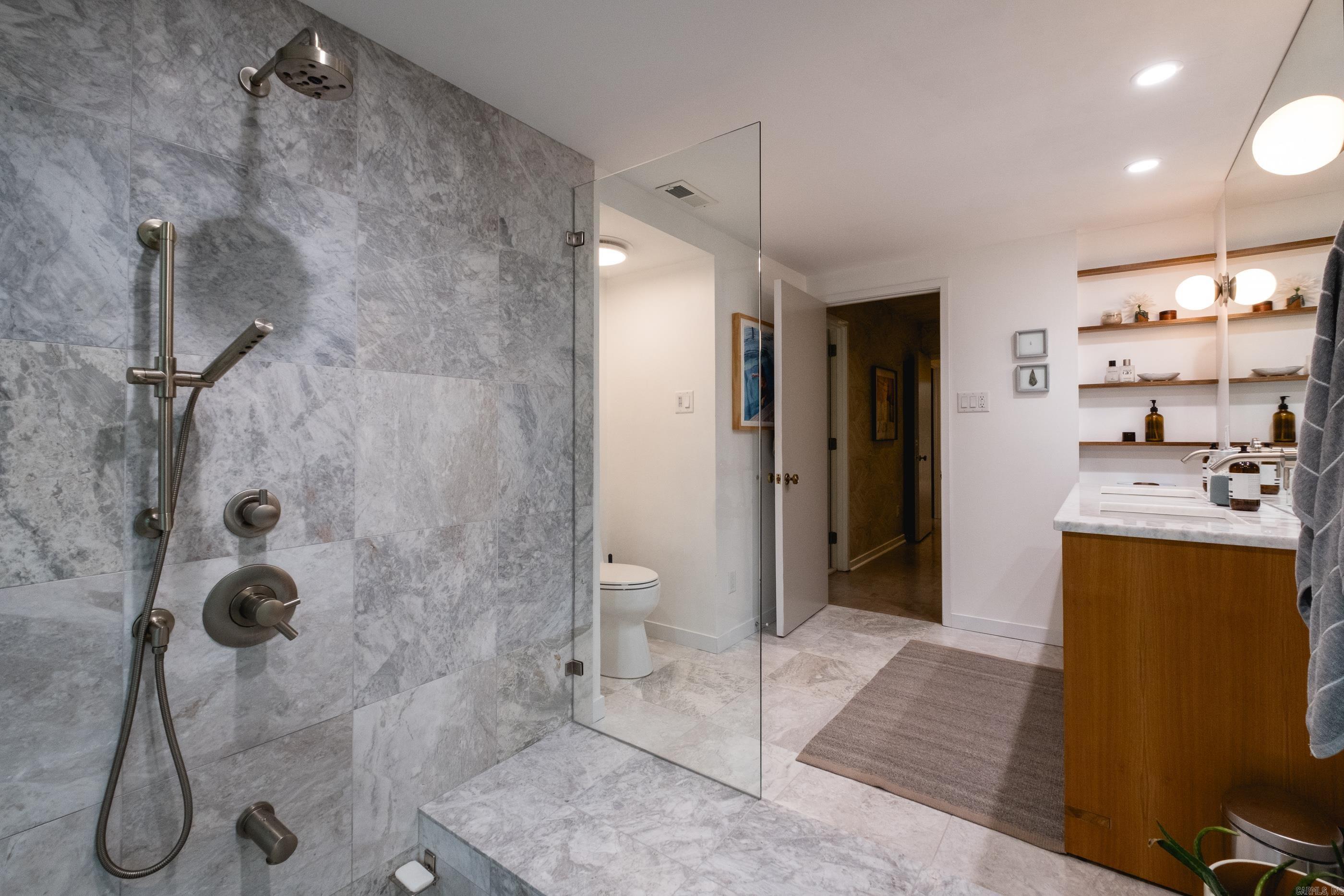 OVERLOOK PARK - Residential