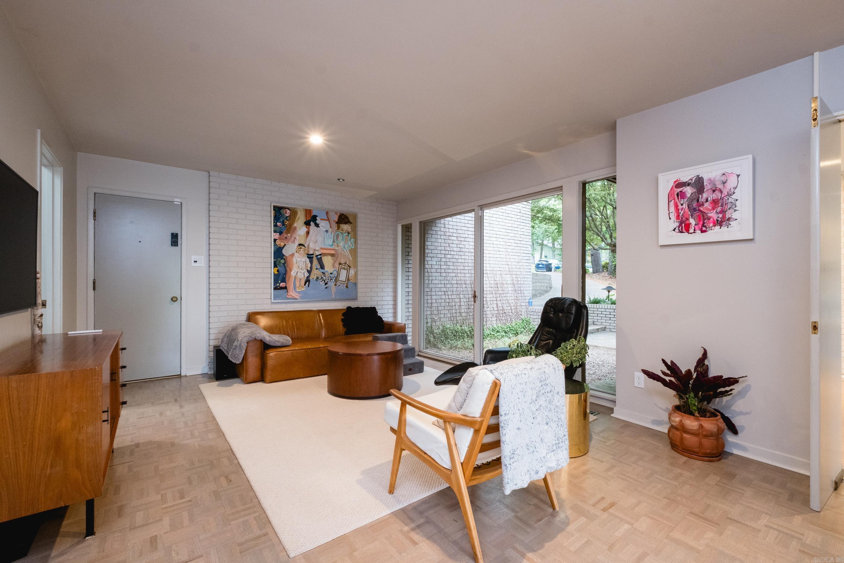 OVERLOOK PARK - Residential