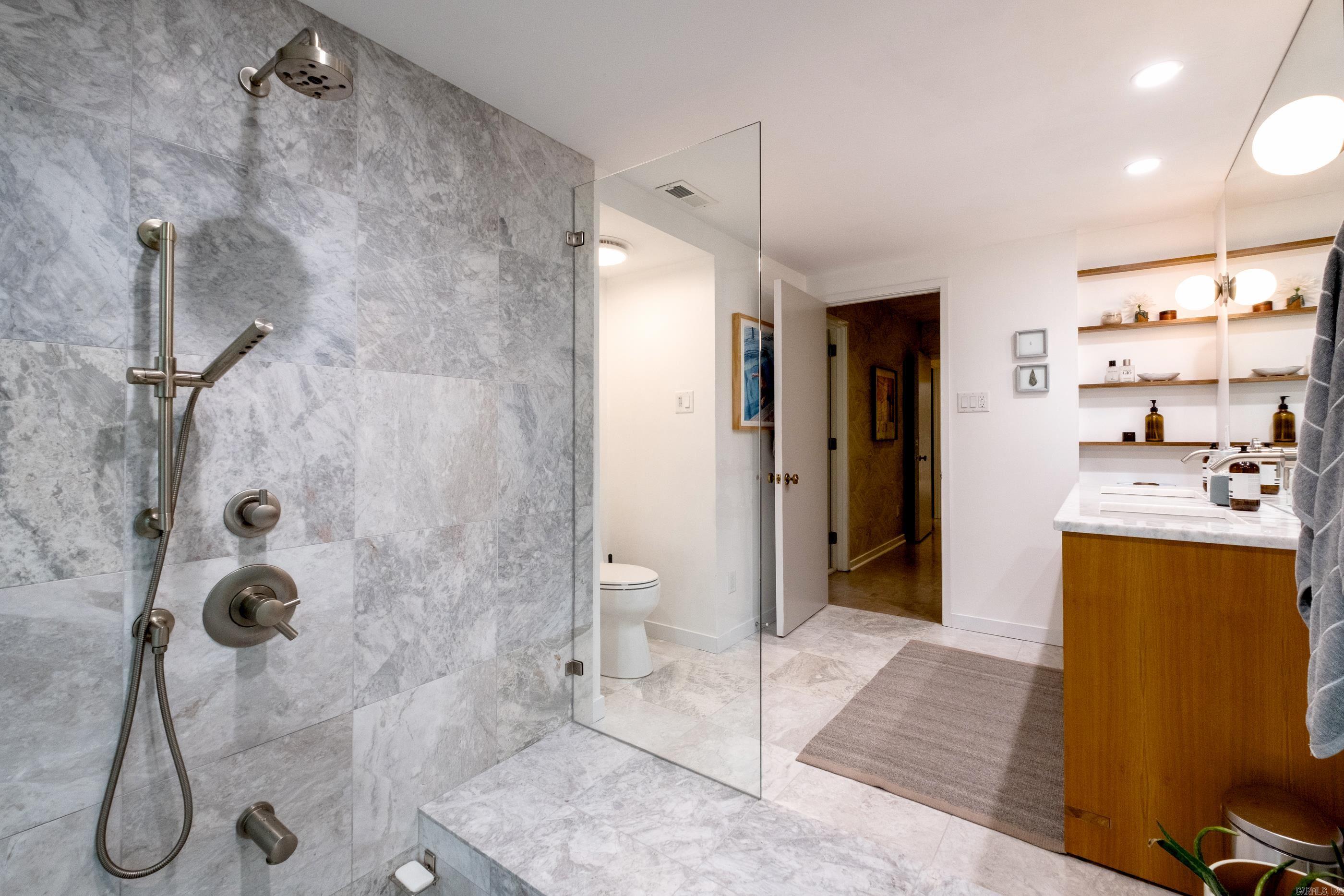 OVERLOOK PARK - Residential