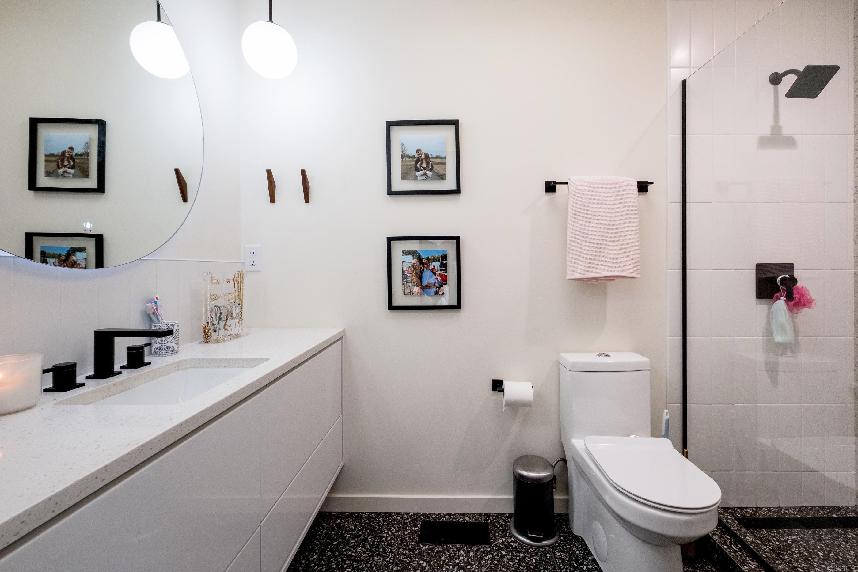 OVERLOOK PARK - Residential