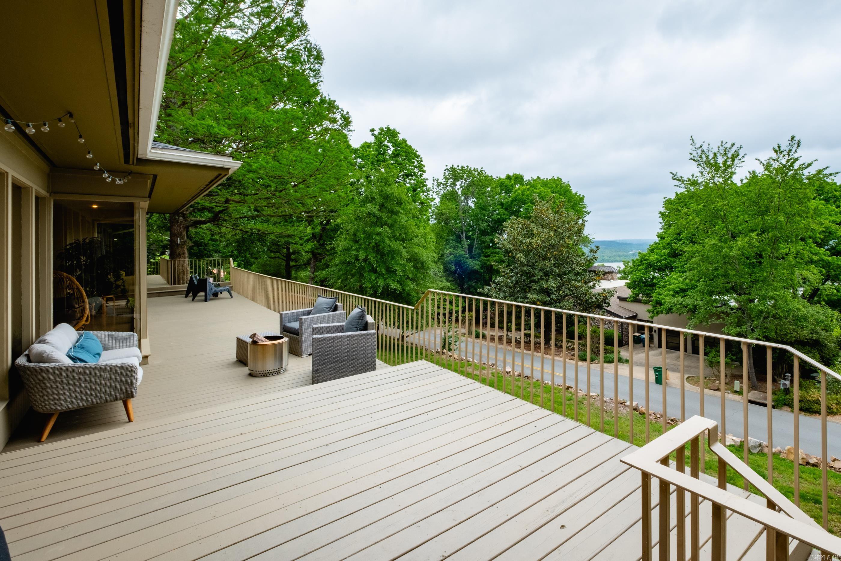 OVERLOOK PARK - Residential